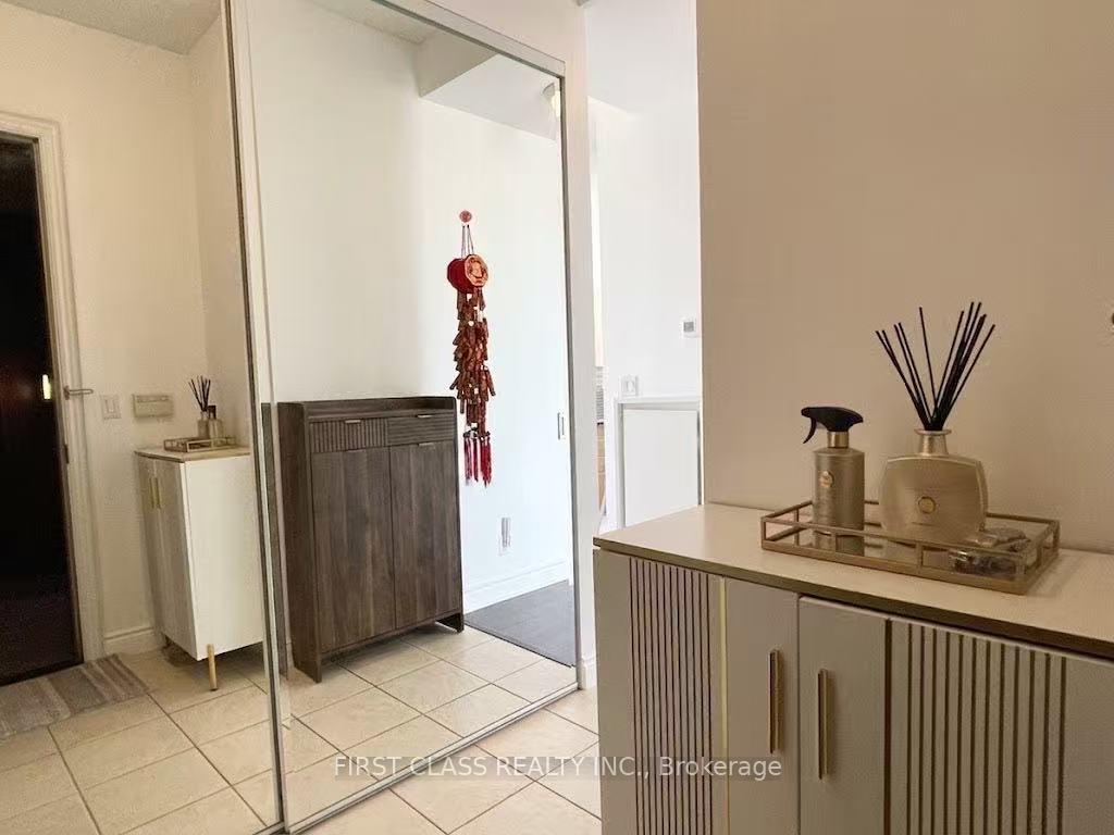 Photo 4 of Unit Uph 6, 88 Times Avenue, Markham, Commerce Valley — HOMEH