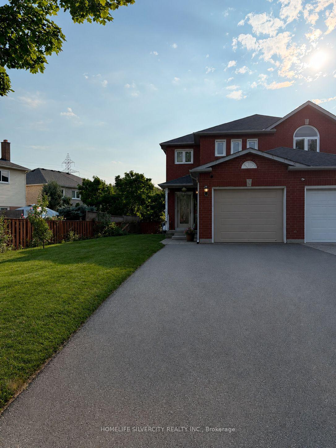 Photo 1 of 101 Cranberry Crescent, Brampton, Fletcher's Creek South — HOMEH