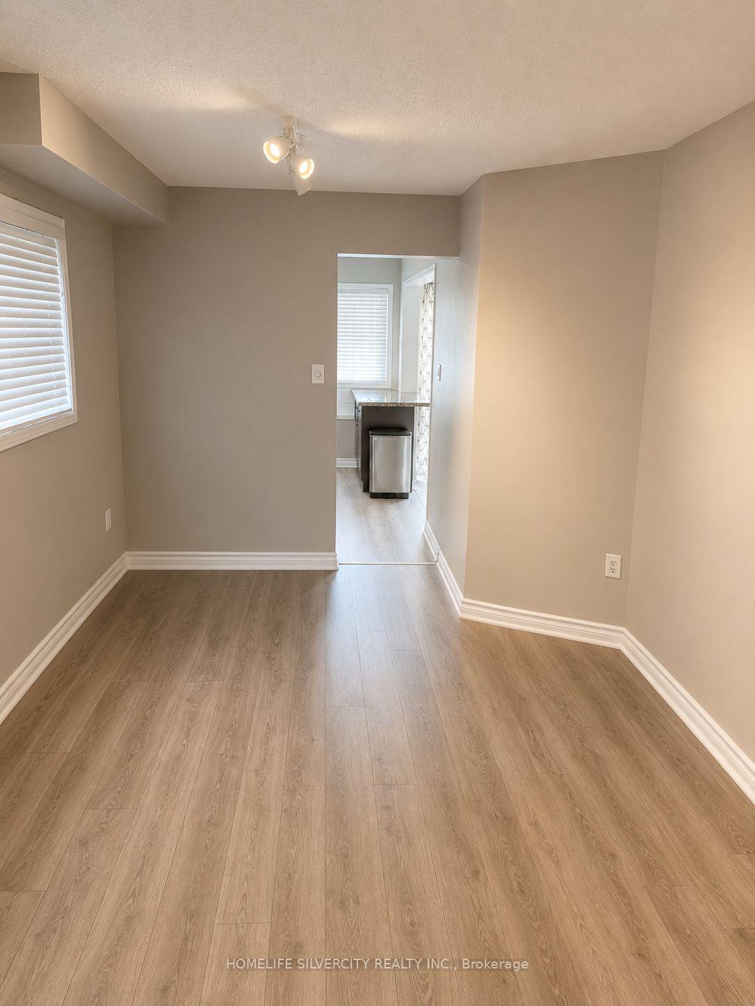 Photo 6 of 101 Cranberry Crescent, Brampton, Fletcher's Creek South — HOMEH