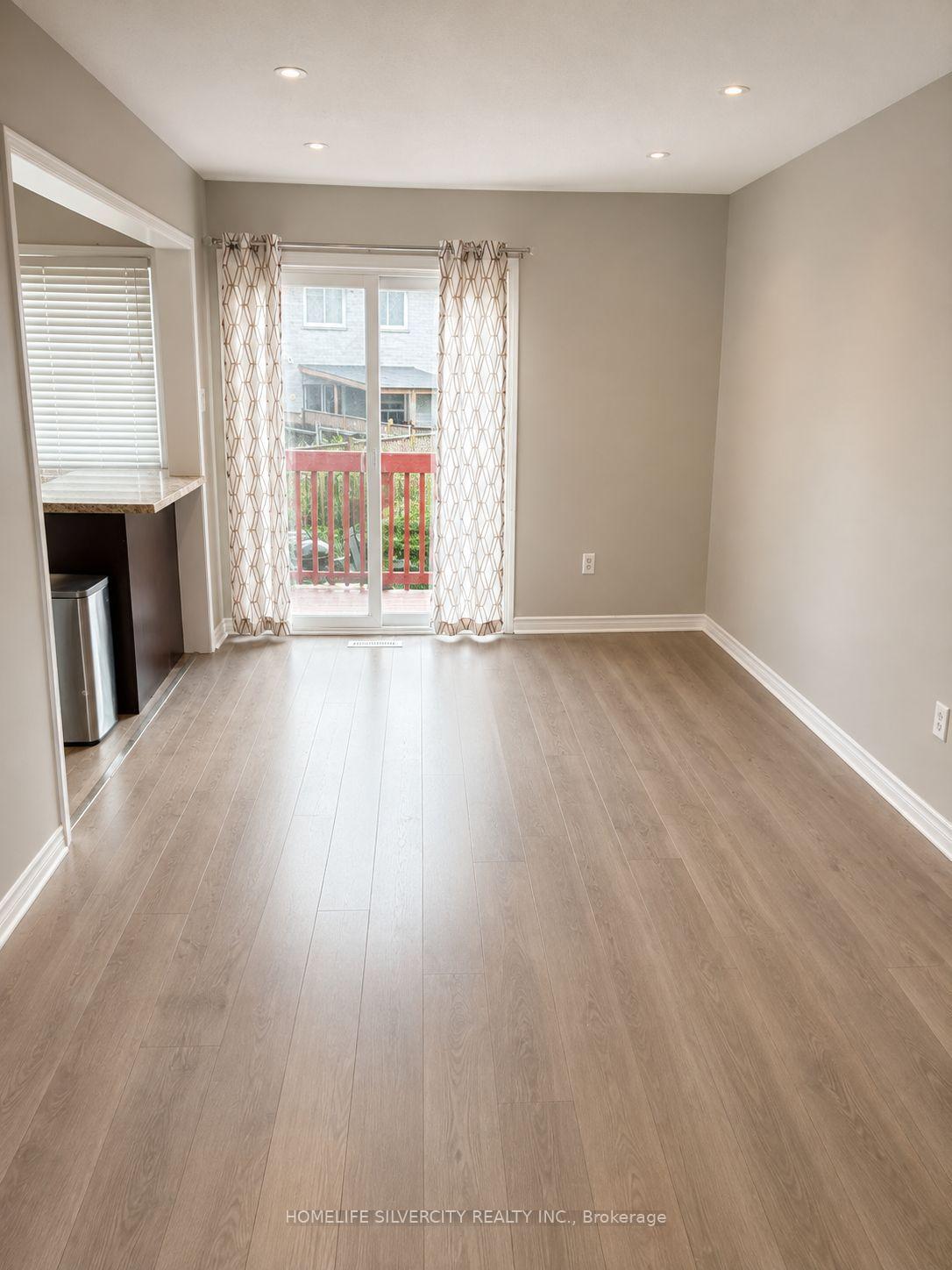 Photo 12 of 101 Cranberry Crescent, Brampton, Fletcher's Creek South — HOMEH