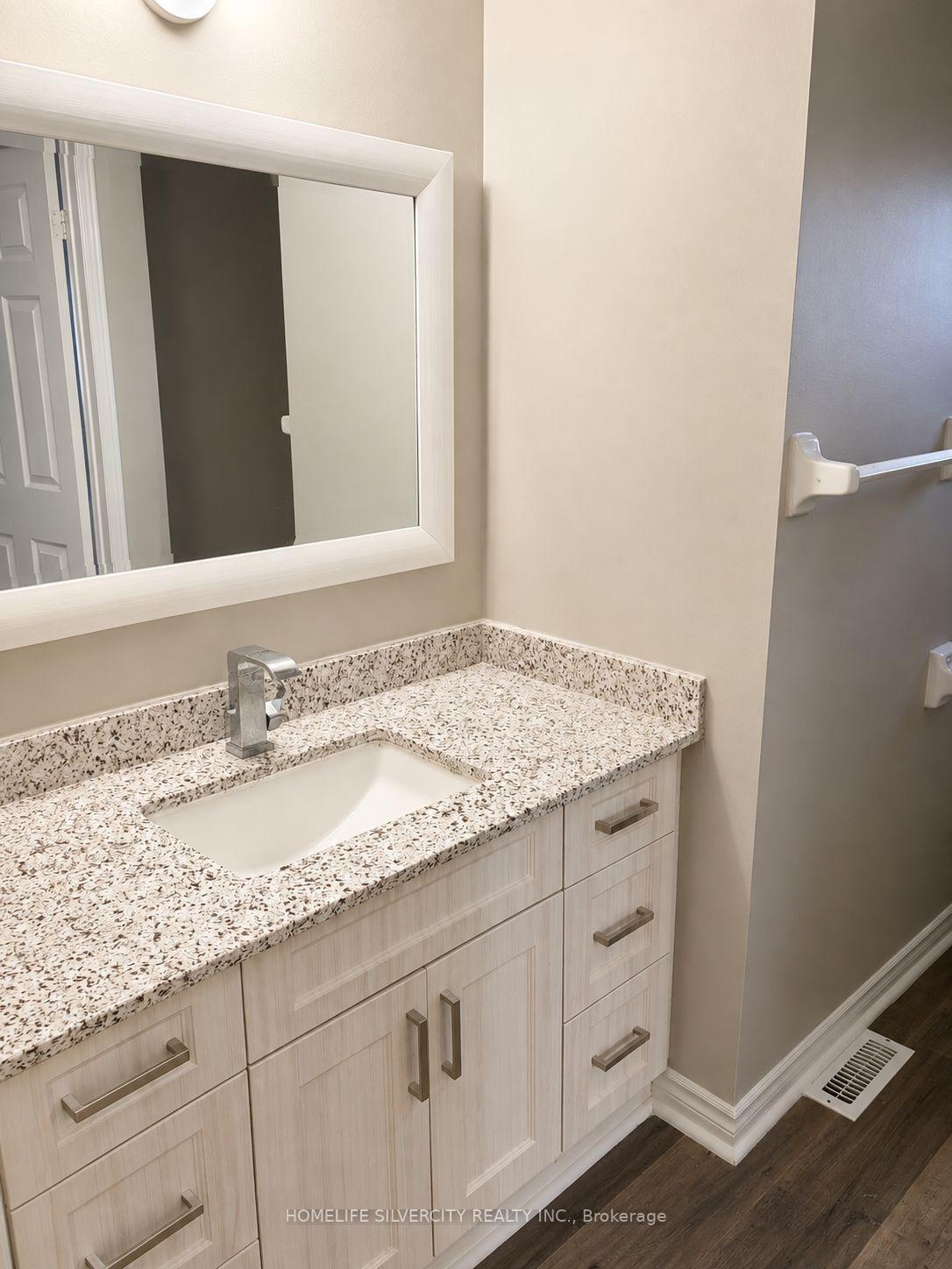 Photo 18 of 101 Cranberry Crescent, Brampton, Fletcher's Creek South — HOMEH