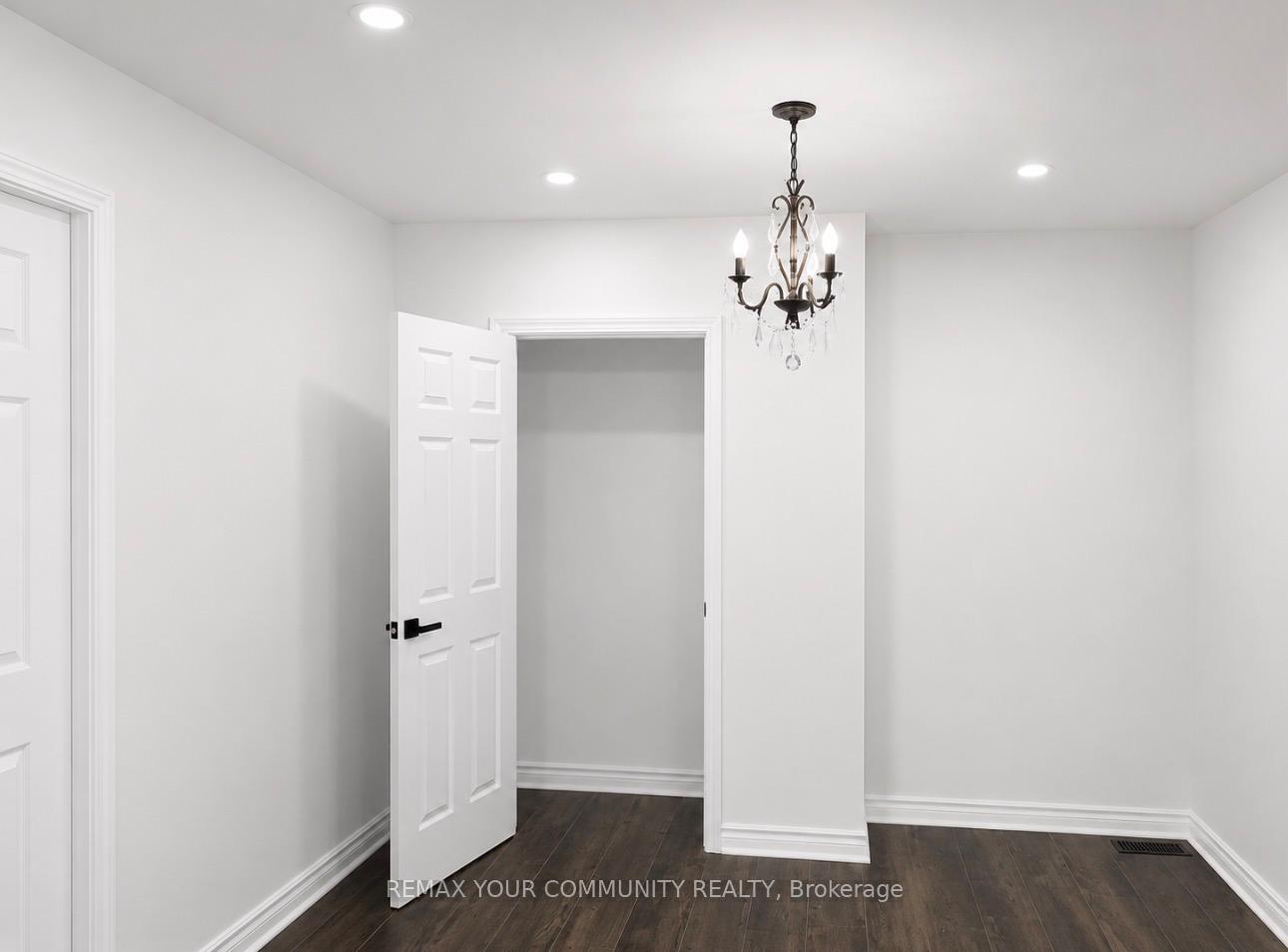 Photo 3 of Unit Main, 96 Gurnett Street, Aurora, Aurora Village — HOMEH