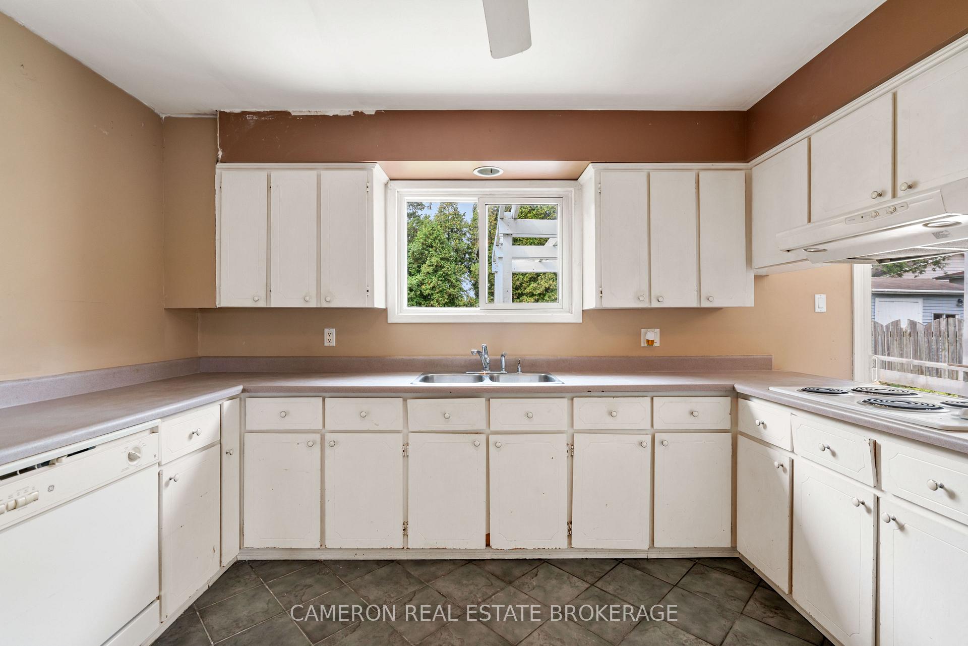 Photo 10 of 1706 Alguire Street, Cornwall, Cornwall — HOMEH