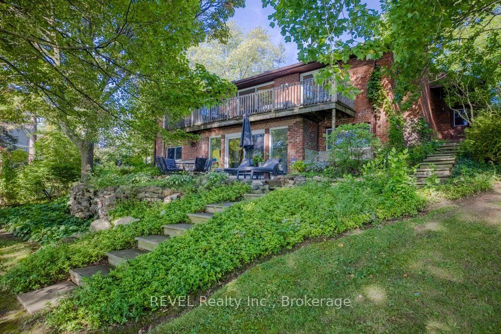 Photo of 254 Prospect Point Road