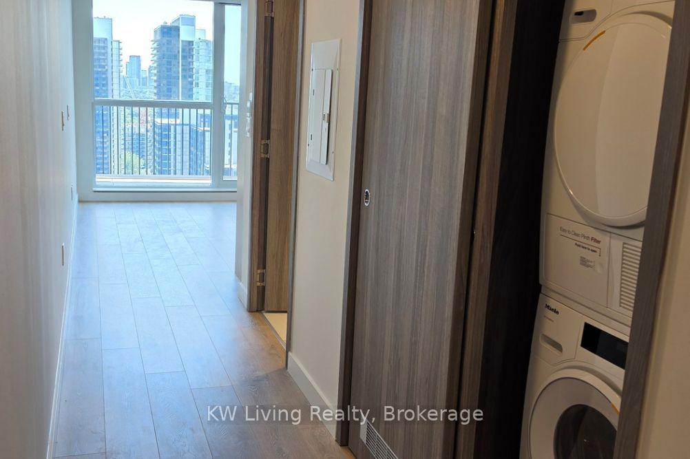 Photo 17 of Unit 2010, 75 Billes Heights, North York, Bayview Village — HOMEH