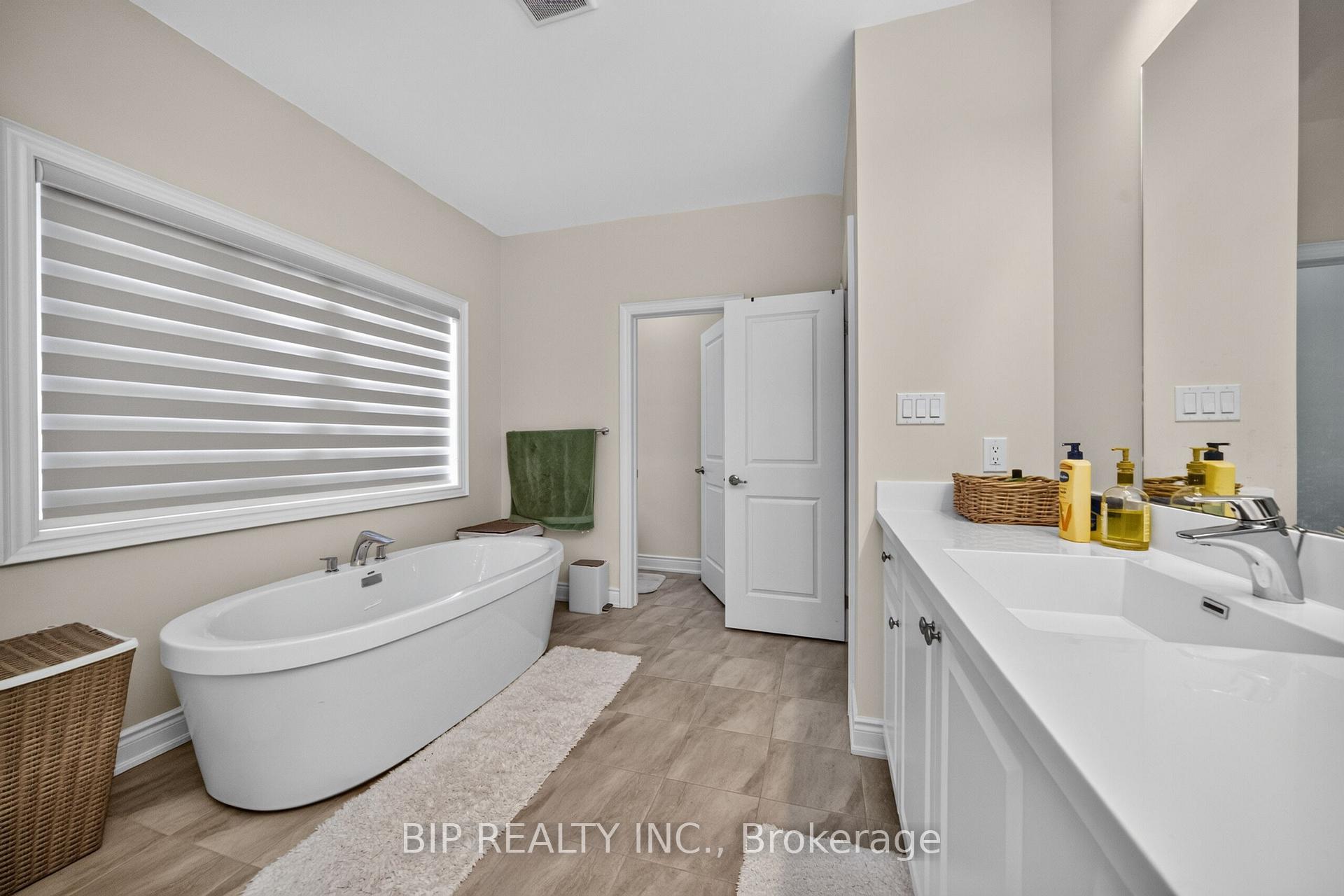 Photo 21 of 3298 Post Road, Oakville, Glenorchy — HOMEH