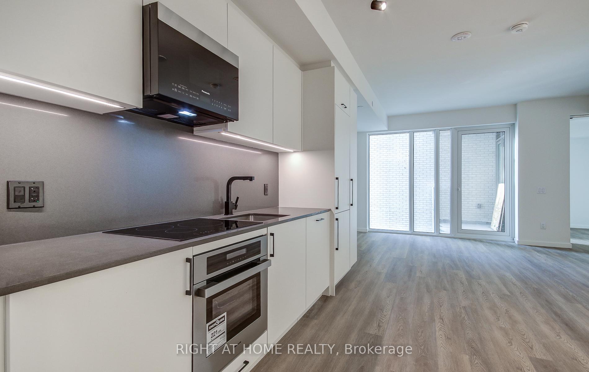 Photo 14 of Unit 504, 689 The Queensway, Etobicoke, Stonegate-Queensway — HOMEH