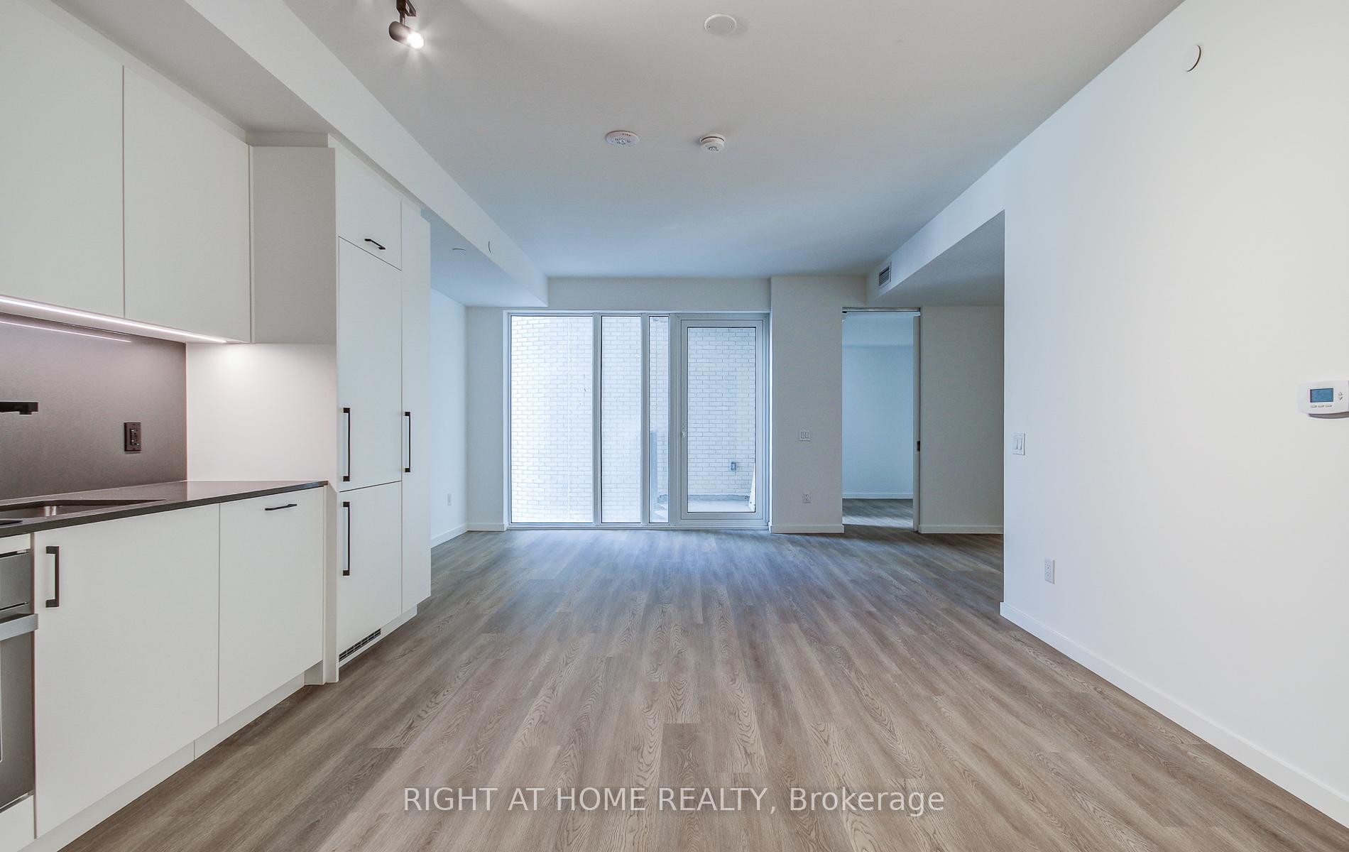 Photo 16 of Unit 504, 689 The Queensway, Etobicoke, Stonegate-Queensway — HOMEH