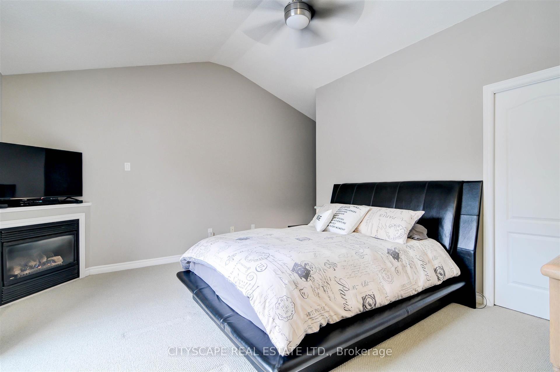 Photo 20 of 353 Sparrow Circle, Pickering, Highbush — HOMEH