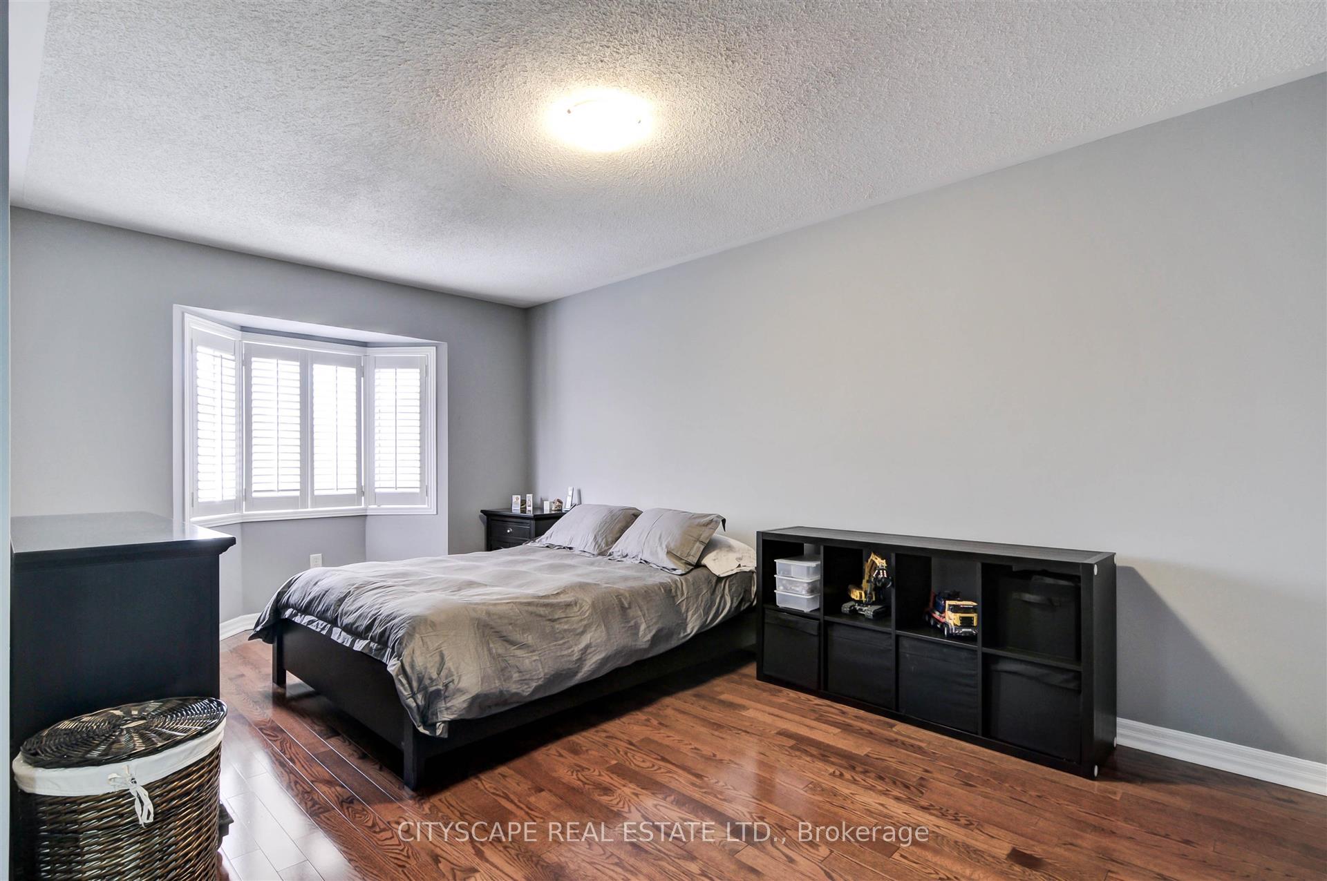 Photo 24 of 353 Sparrow Circle, Pickering, Highbush — HOMEH