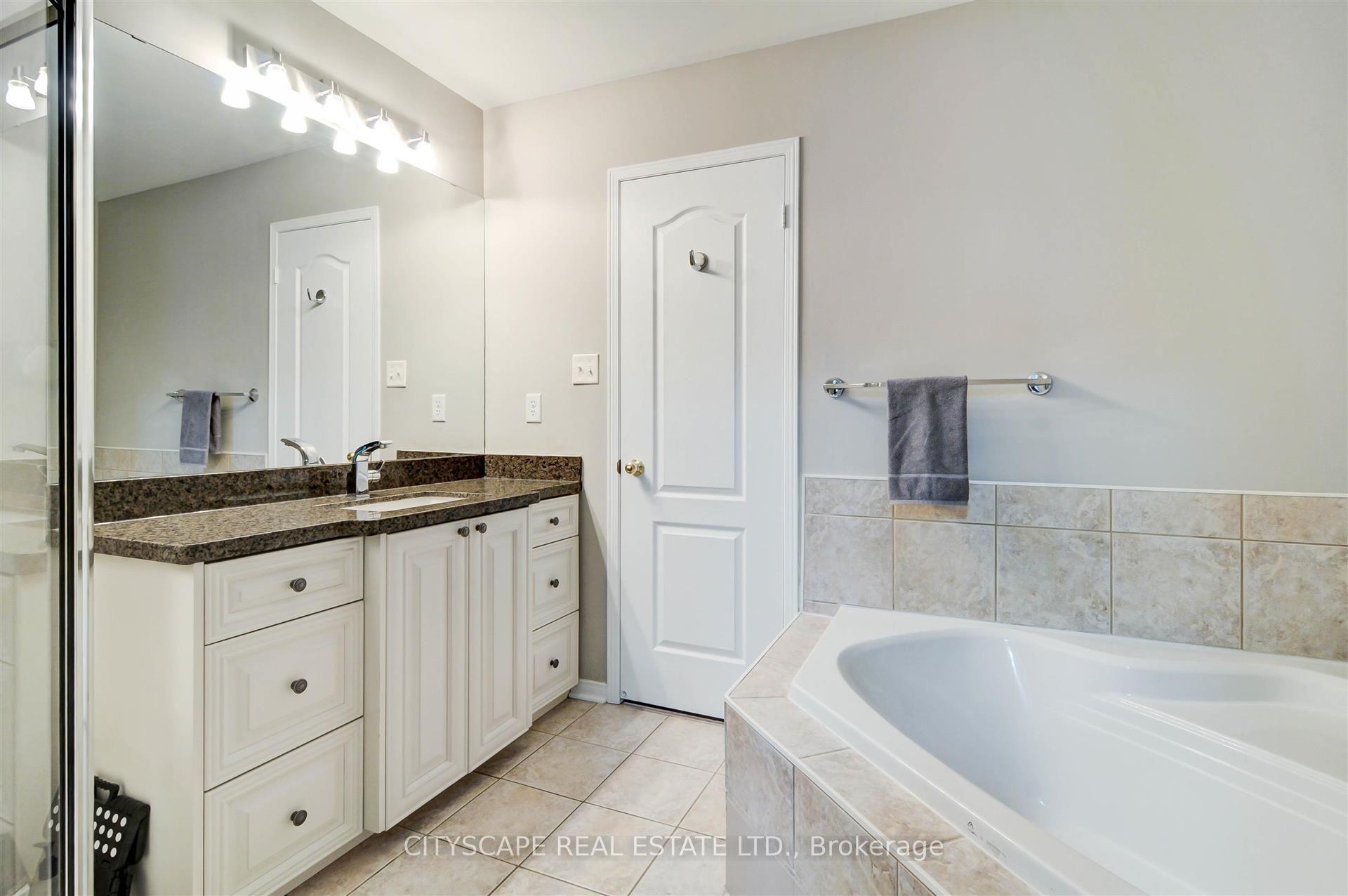 Photo 27 of 353 Sparrow Circle, Pickering, Highbush — HOMEH