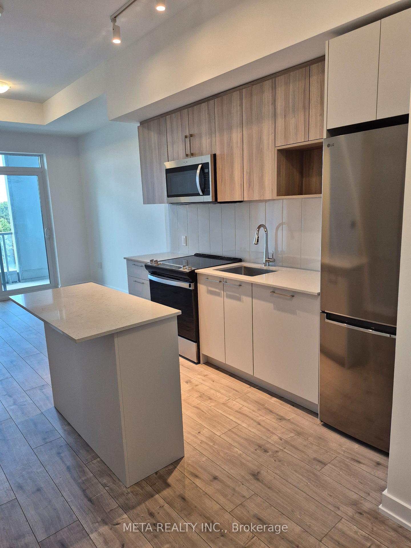 Photo 3 of Unit 615, 500 Plains Road E, Burlington, LaSalle — HOMEH