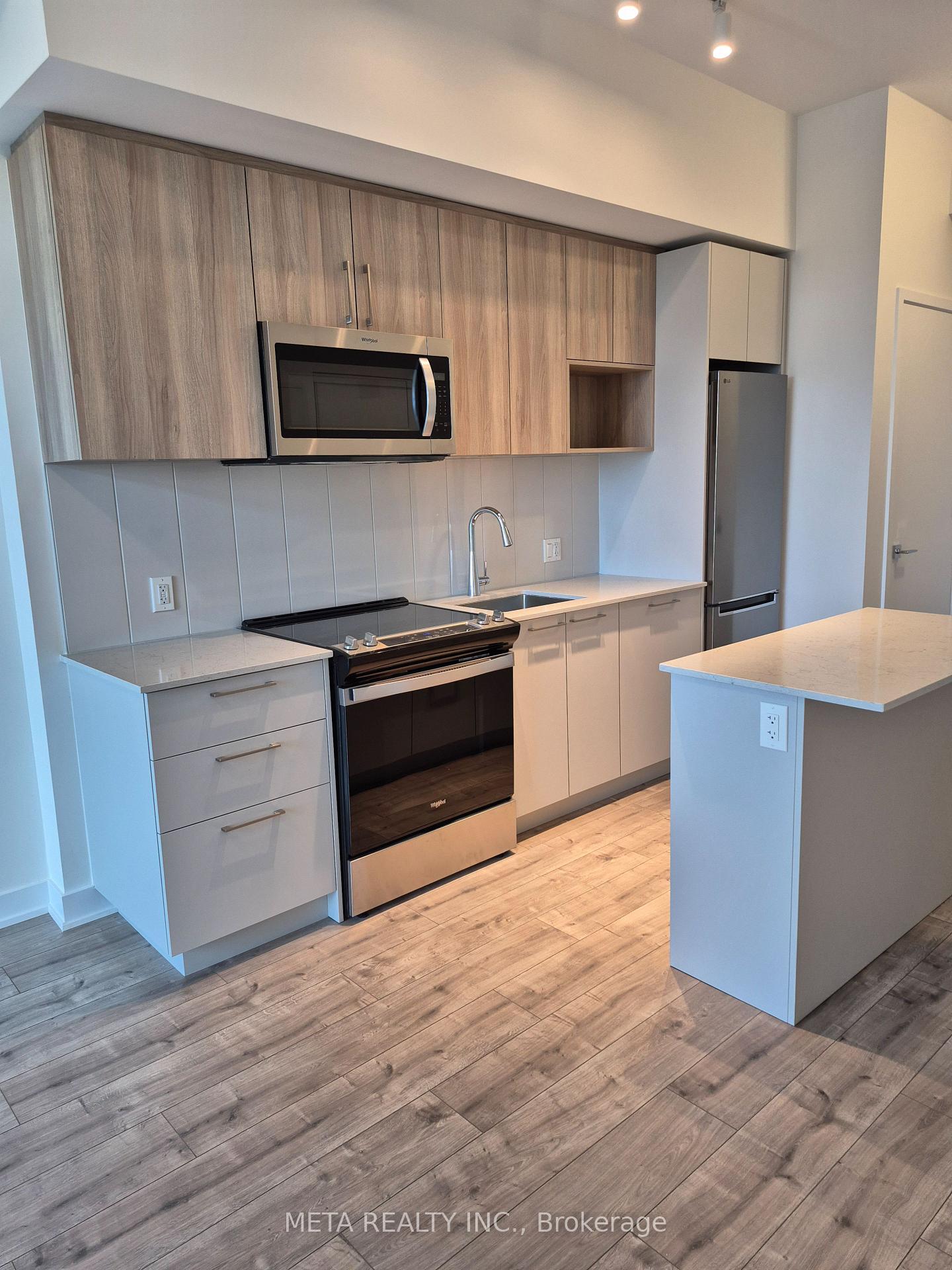 Photo 4 of Unit 615, 500 Plains Road E, Burlington, LaSalle — HOMEH
