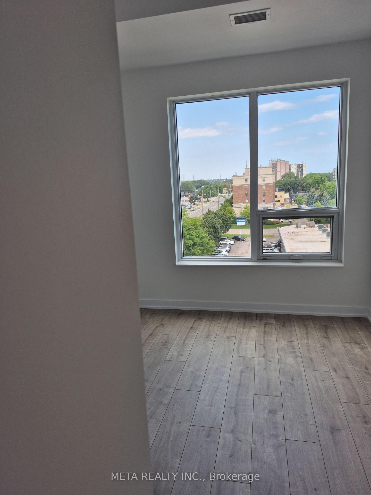 Photo 5 of Unit 615, 500 Plains Road E, Burlington, LaSalle — HOMEH