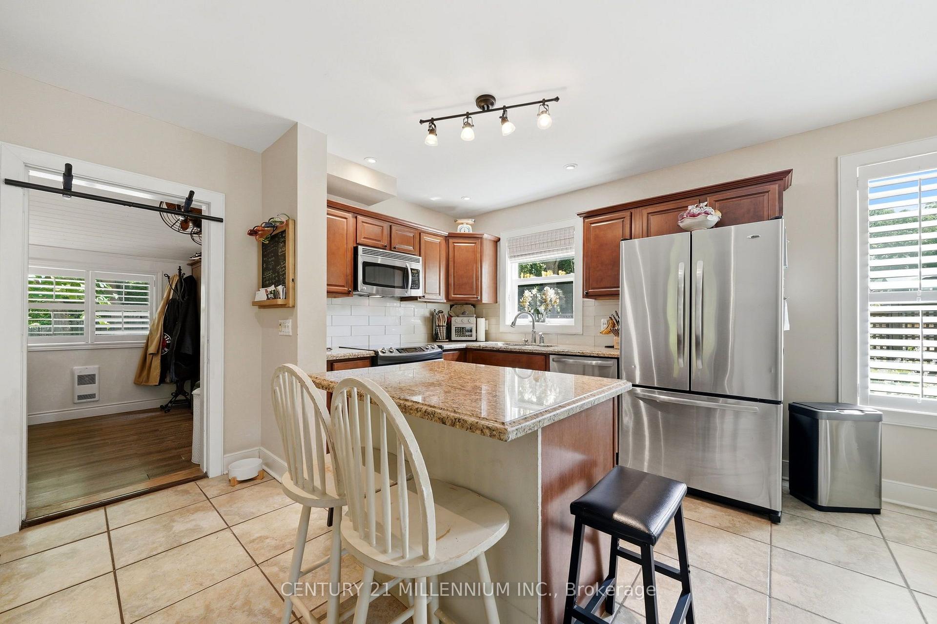 Photo 16 of 255 MacDonald Street, Caledon, Inglewood — HOMEH