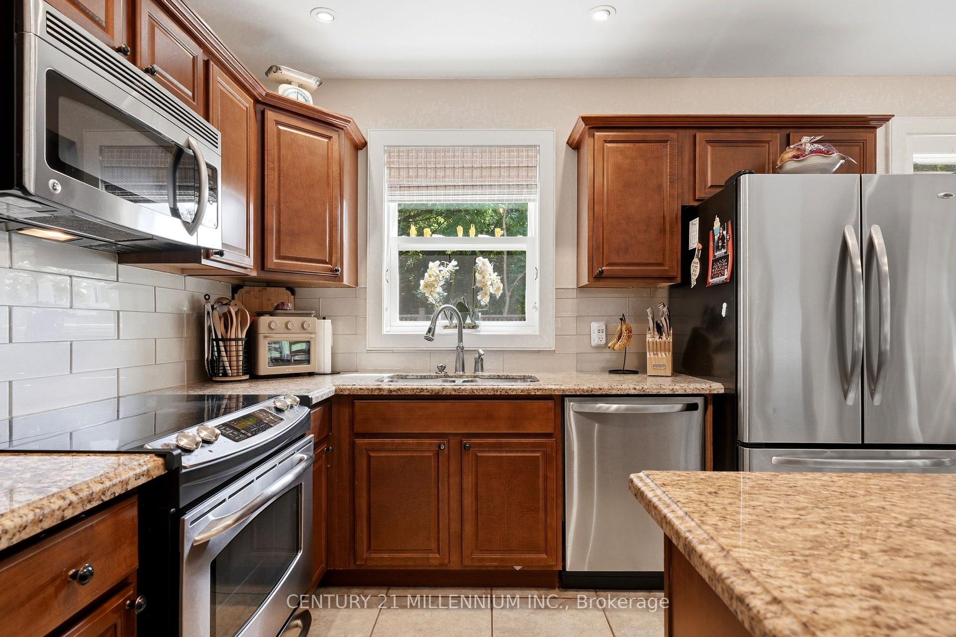 Photo 18 of 255 MacDonald Street, Caledon, Inglewood — HOMEH