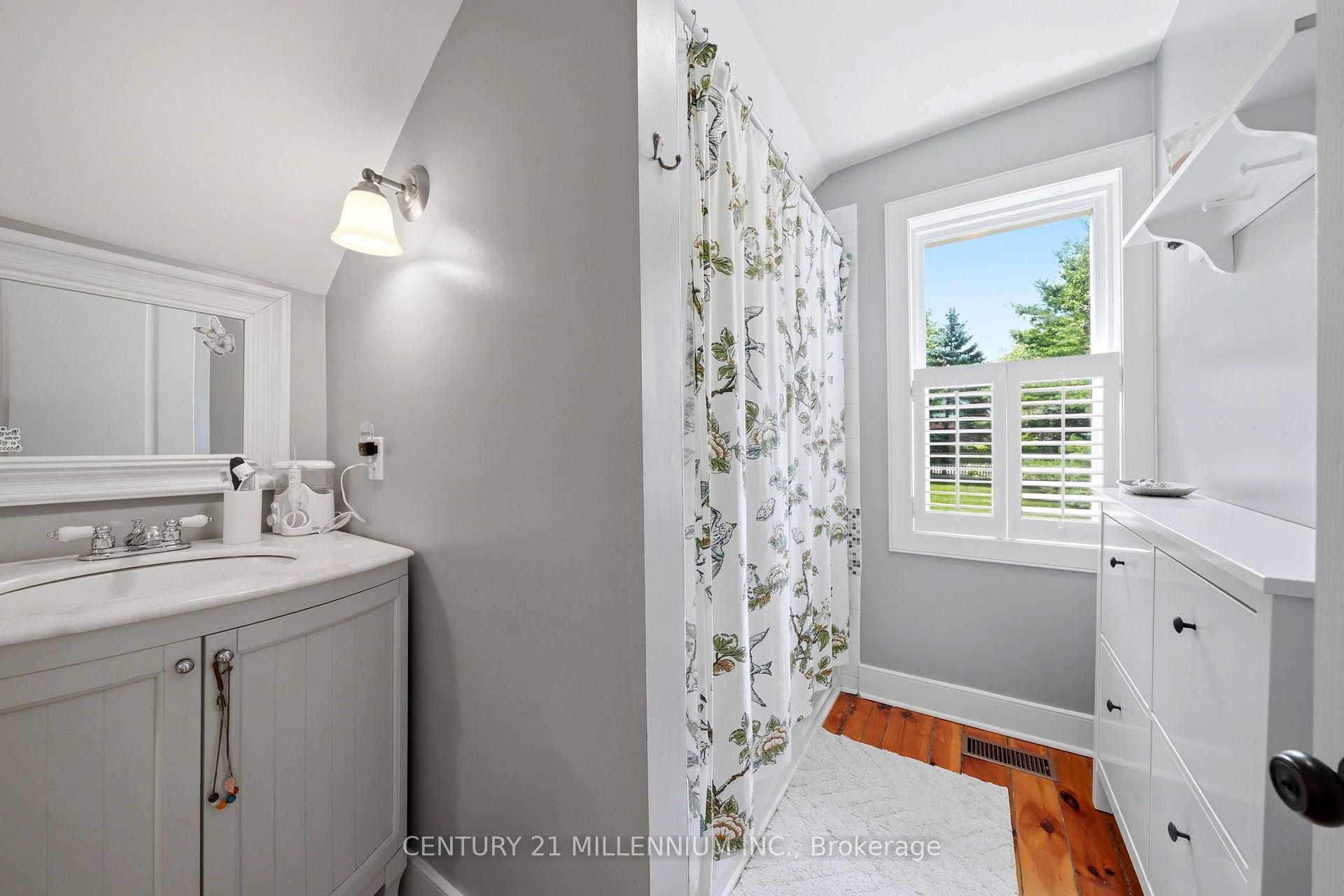 Photo 40 of 255 MacDonald Street, Caledon, Inglewood — HOMEH