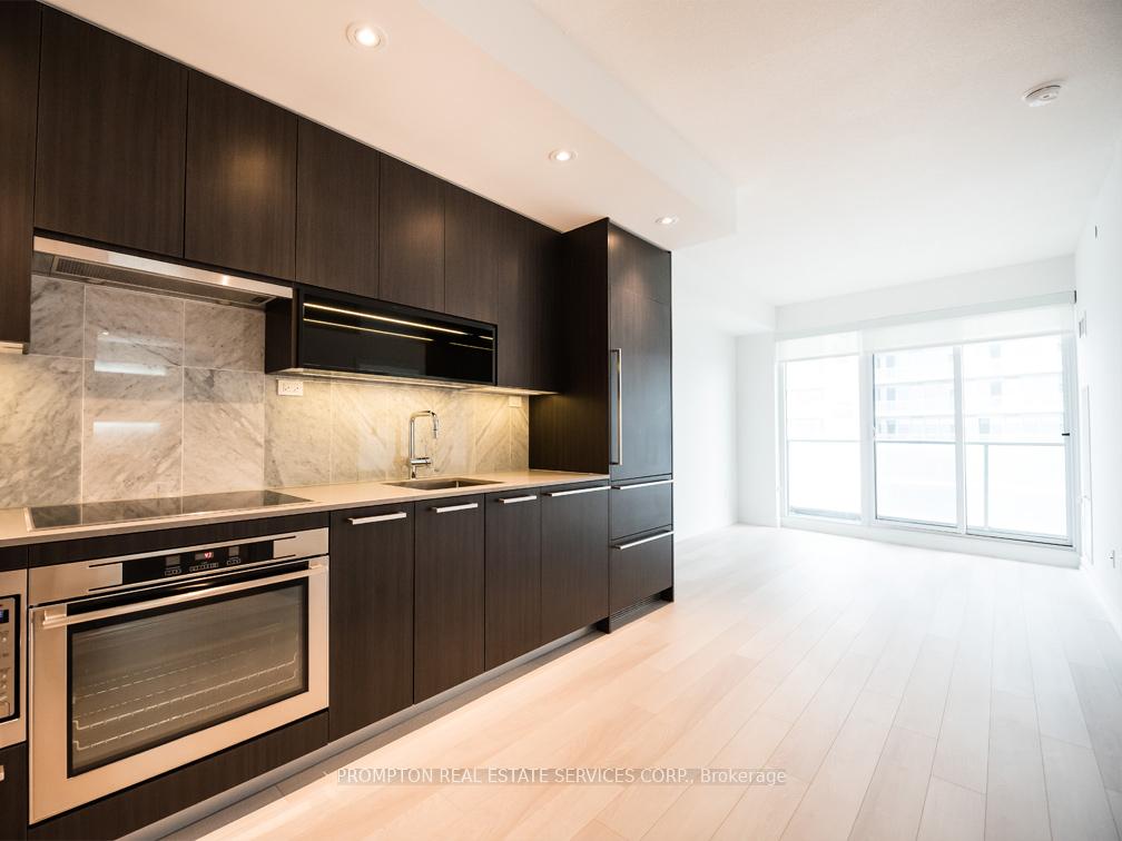 Photo 2 of Unit Sph05, 117 Mcmahon Drive, North York, Bayview Village — HOMEH
