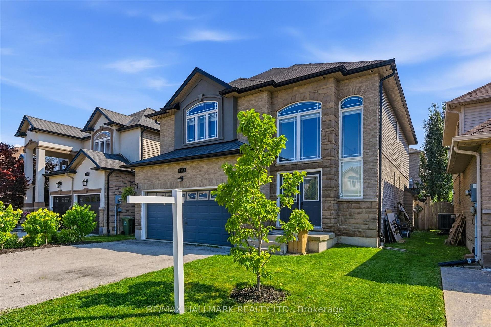 Photo 3 of 1334 Upper Paradise Road, Hamilton, Carpenter — HOMEH