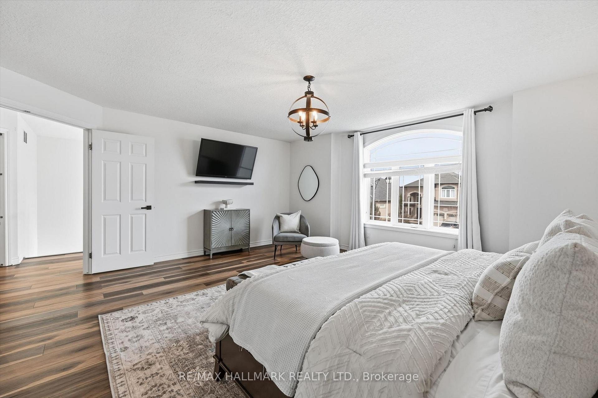 Photo 27 of 1334 Upper Paradise Road, Hamilton, Carpenter — HOMEH