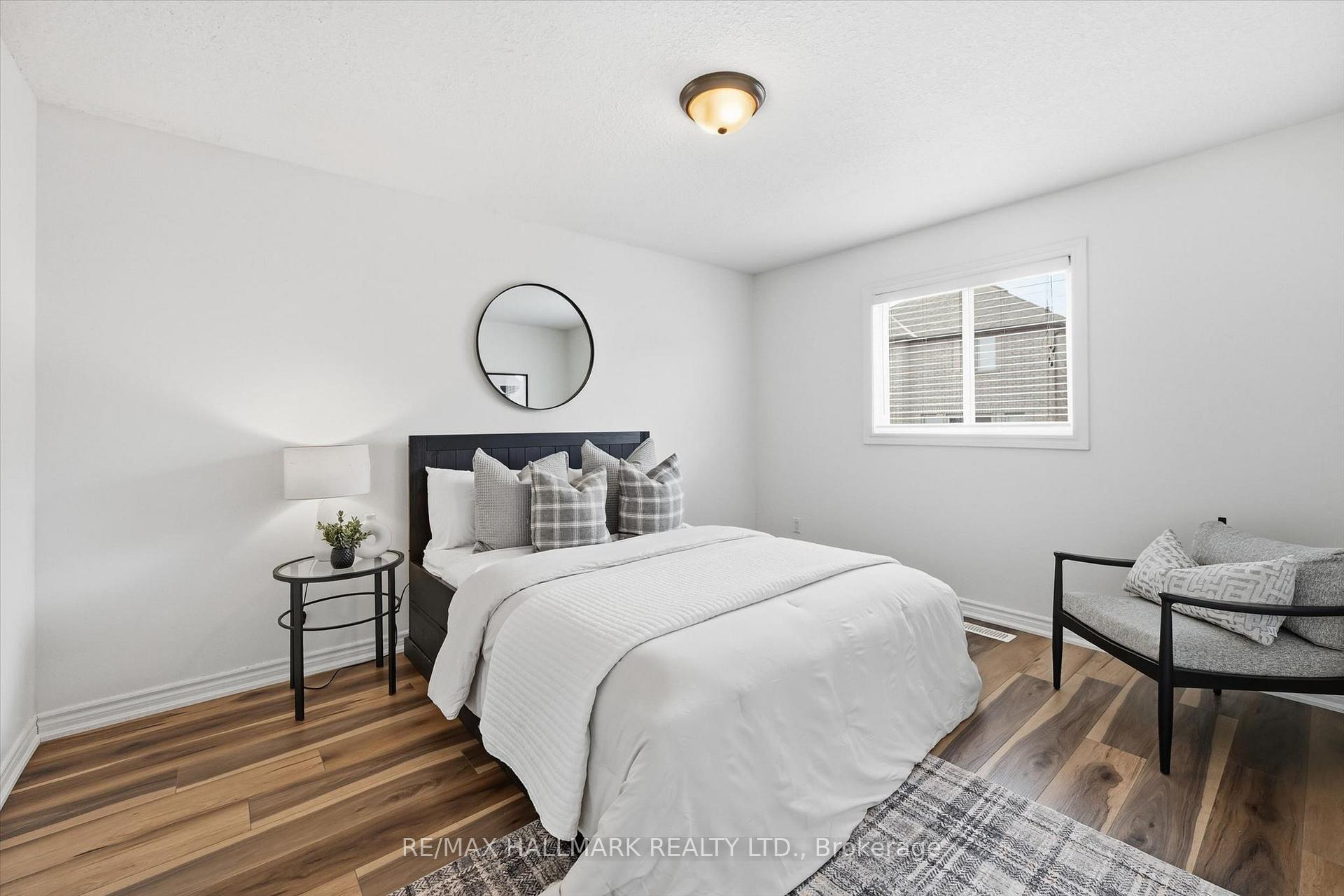 Photo 33 of 1334 Upper Paradise Road, Hamilton, Carpenter — HOMEH