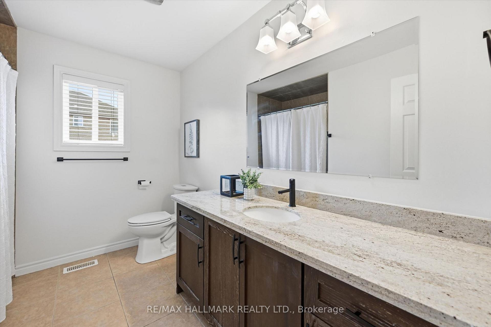 Photo 37 of 1334 Upper Paradise Road, Hamilton, Carpenter — HOMEH
