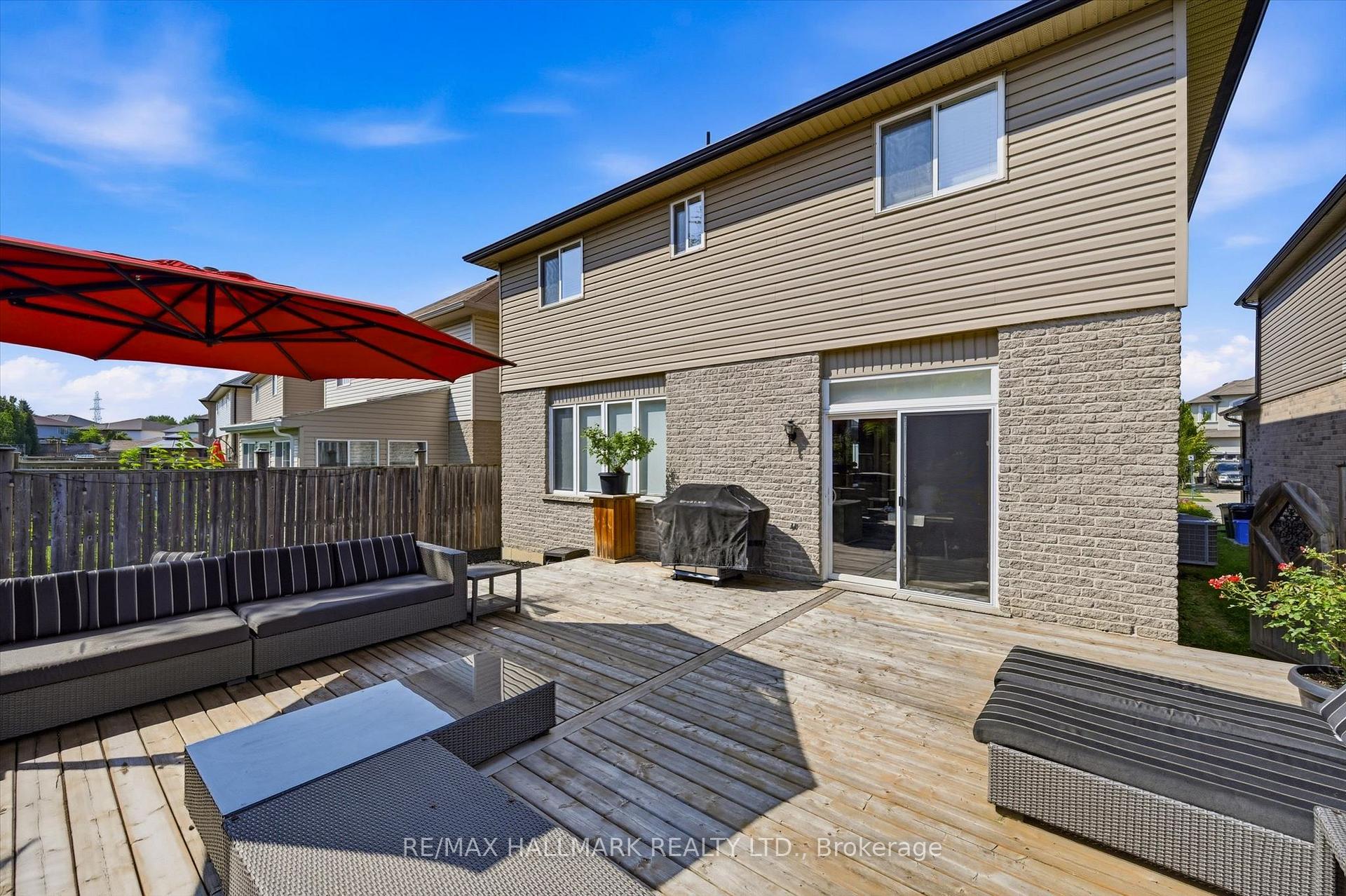 Photo 41 of 1334 Upper Paradise Road, Hamilton, Carpenter — HOMEH