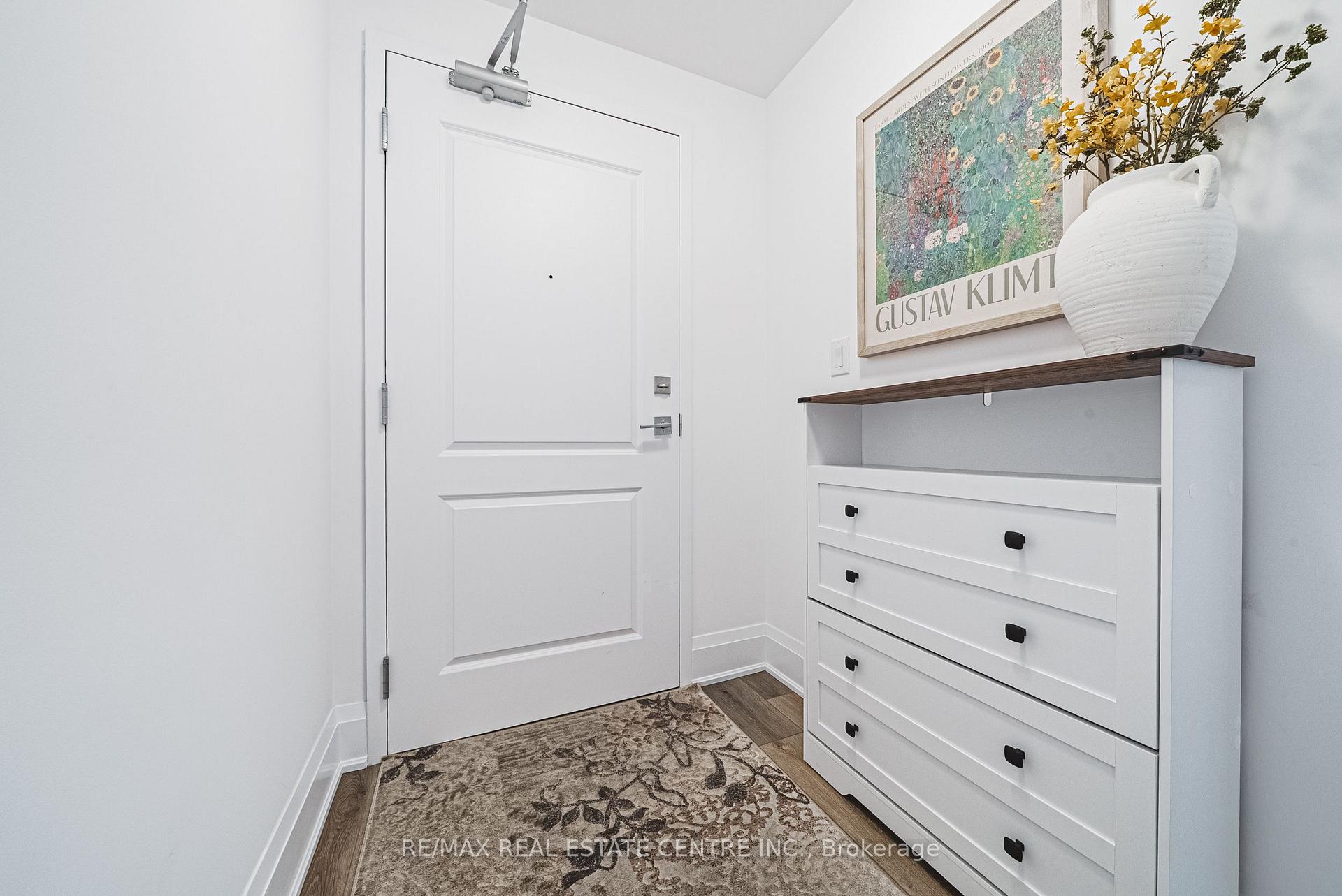 Photo 10 of Unit 1202, 470 Dundas Street E, Hamilton, Waterdown — HOMEH