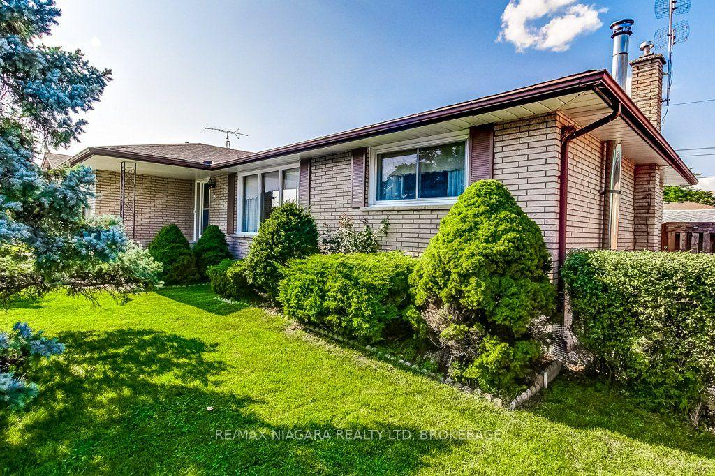 Photo 4 of 19 Eastdale Crescent, Welland, Lincoln/Crowland — HOMEH