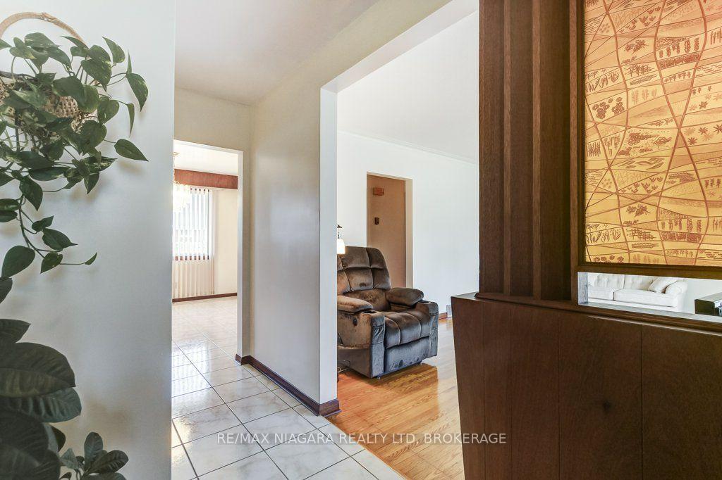 Photo 8 of 19 Eastdale Crescent, Welland, Lincoln/Crowland — HOMEH
