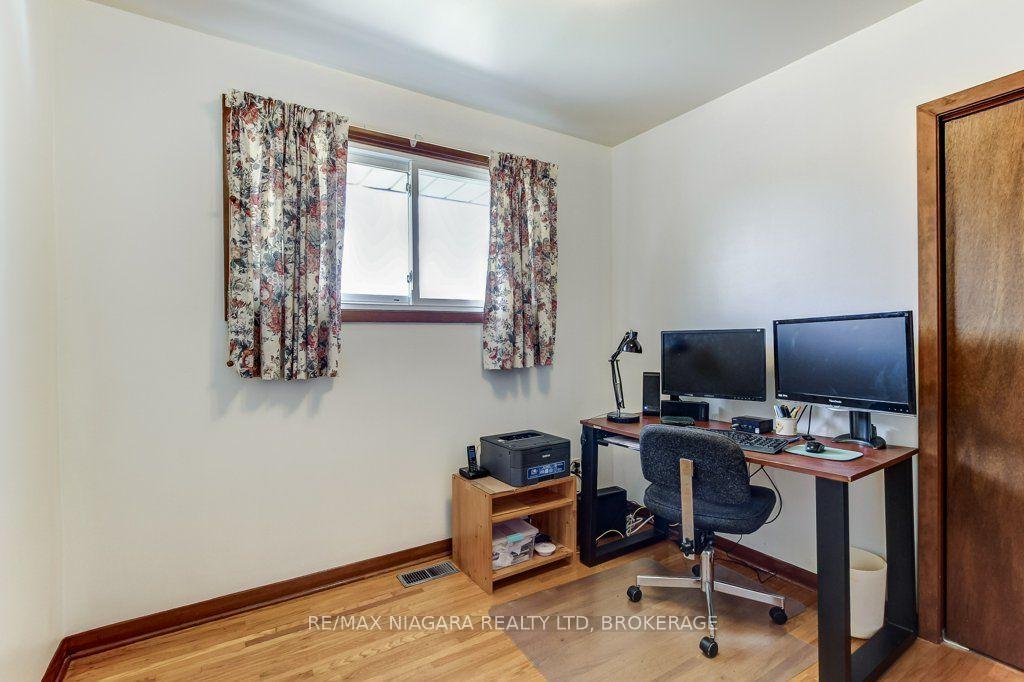 Photo 31 of 19 Eastdale Crescent, Welland, Lincoln/Crowland — HOMEH