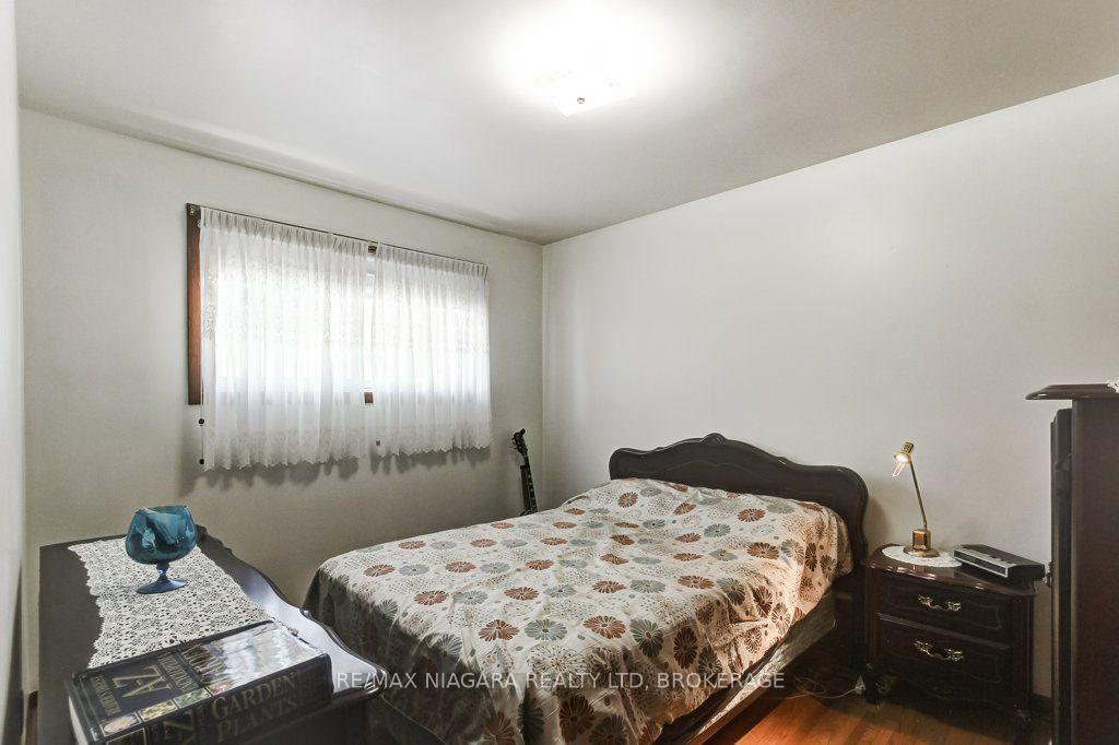 Photo 32 of 19 Eastdale Crescent, Welland, Lincoln/Crowland — HOMEH