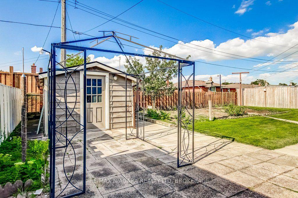 Photo 47 of 19 Eastdale Crescent, Welland, Lincoln/Crowland — HOMEH