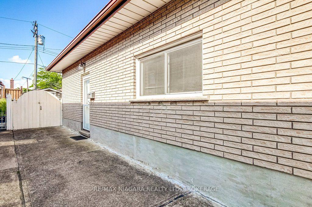 Photo 53 of 19 Eastdale Crescent, Welland, Lincoln/Crowland — HOMEH