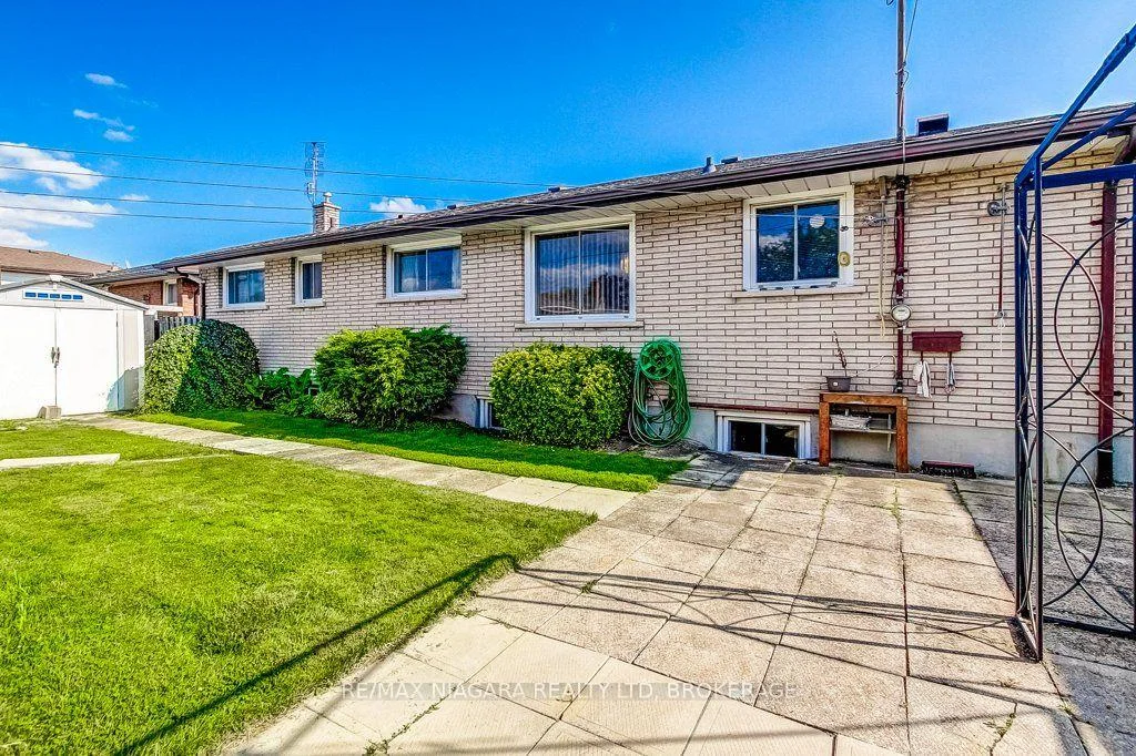 Photo 52 of 19 Eastdale Crescent, Welland, Lincoln/Crowland — HOMEH