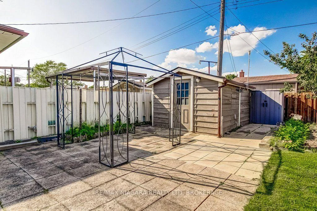 Photo 56 of 19 Eastdale Crescent, Welland, Lincoln/Crowland — HOMEH