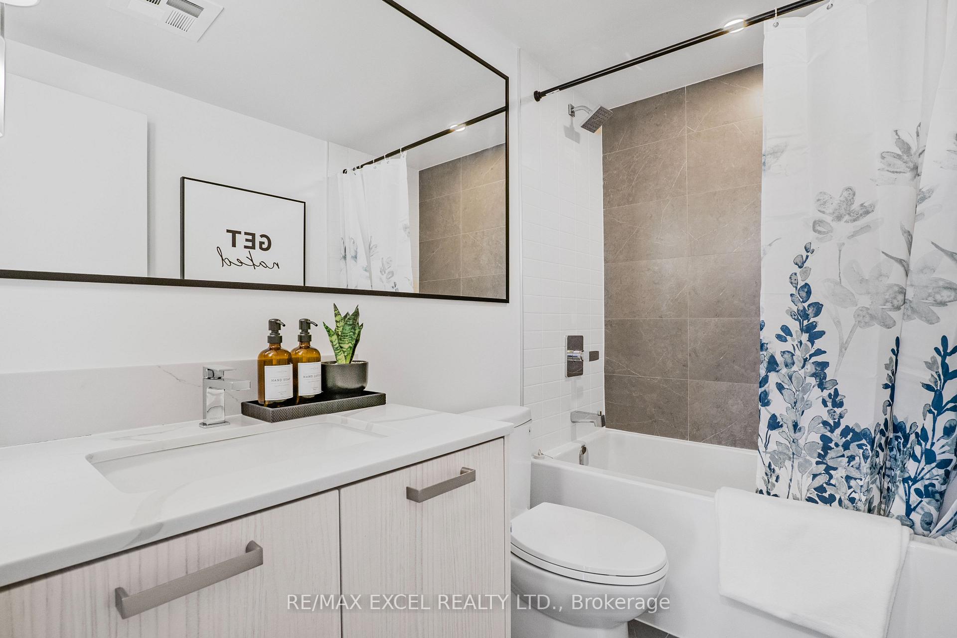 Photo 13 of Unit 2, 75 Curlew Drive, North York, Parkwoods-Donalda — HOMEH