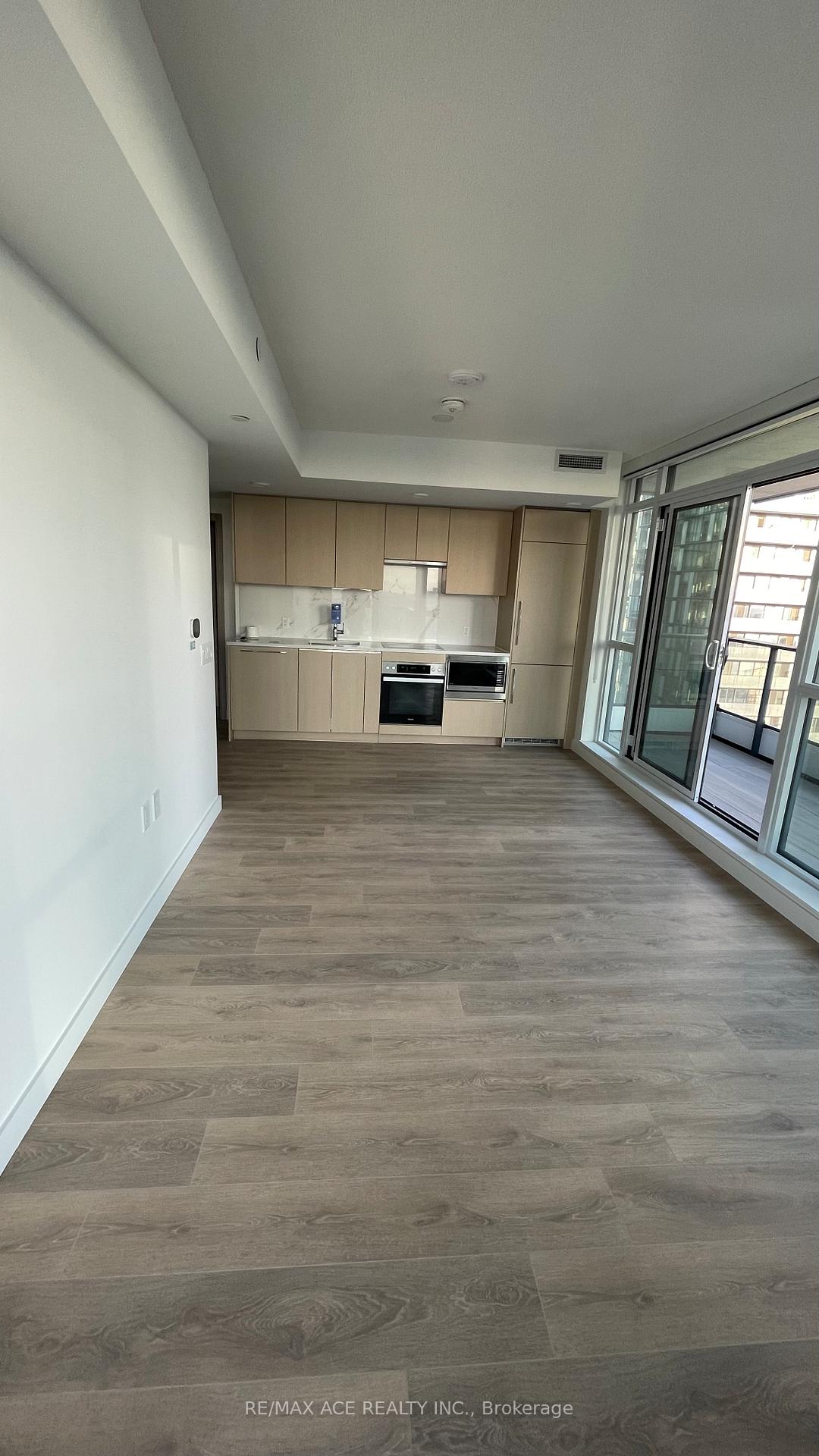 Photo 5 of Unit 4011, 38 Widmer Street, Toronto, Waterfront Communities — HOMEH