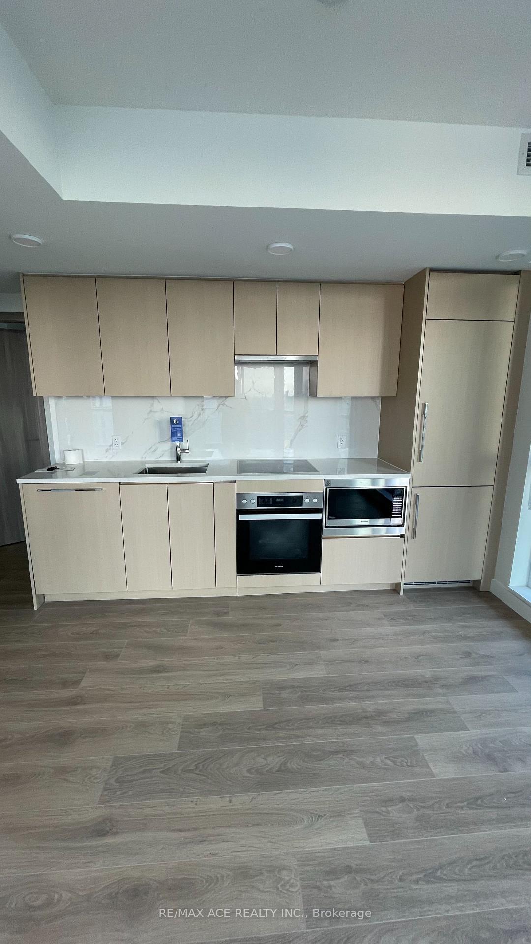 Photo 6 of Unit 4011, 38 Widmer Street, Toronto, Waterfront Communities — HOMEH