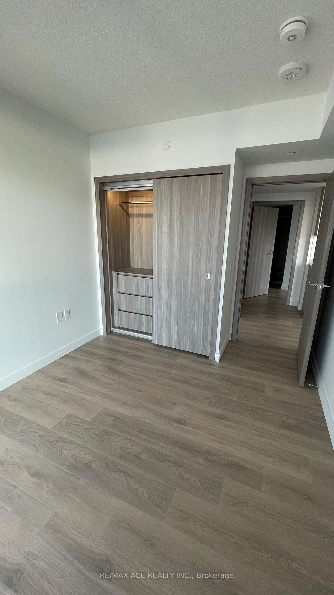 Photo 8 of Unit 4011, 38 Widmer Street, Toronto, Waterfront Communities — HOMEH