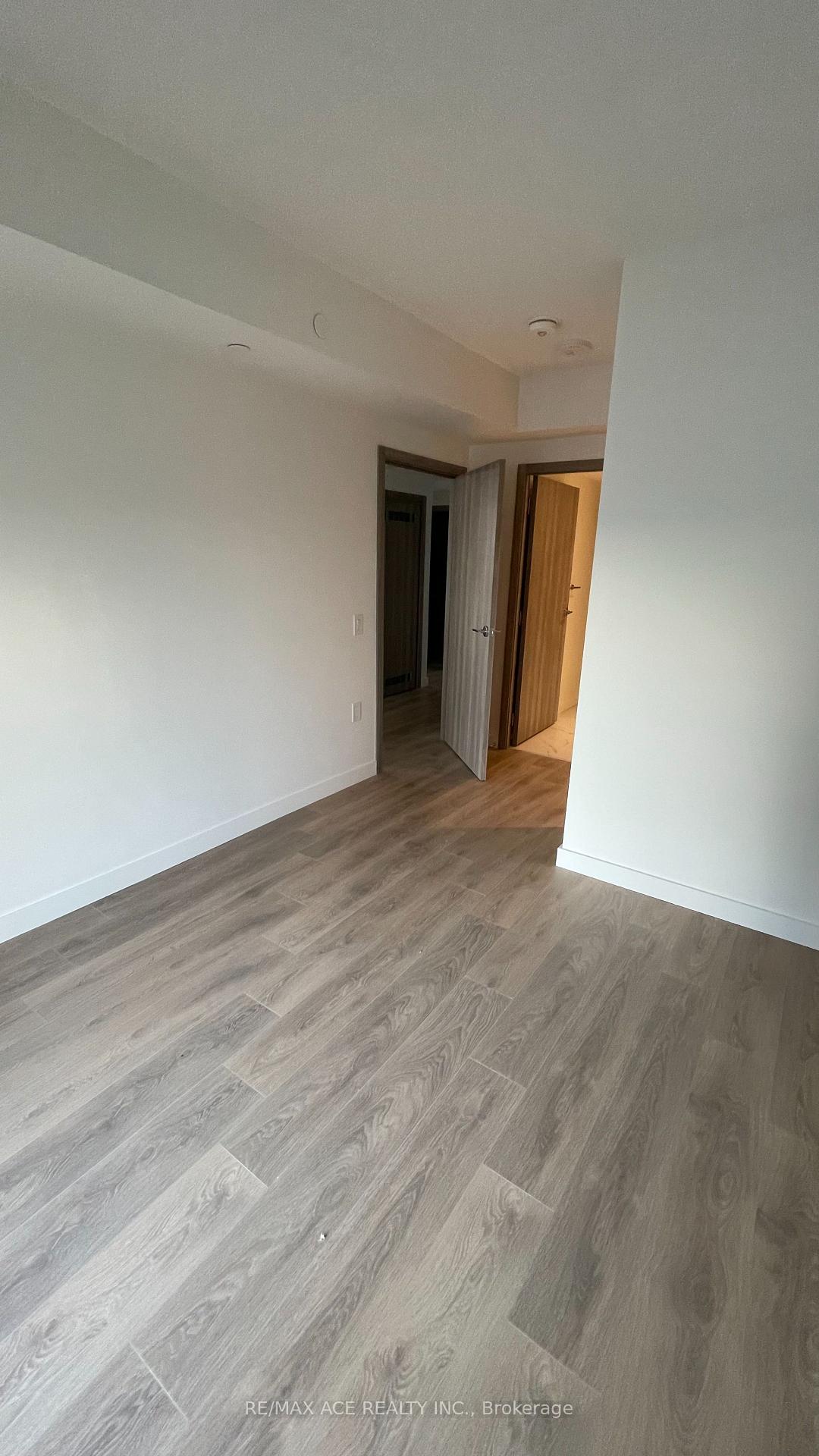 Photo 11 of Unit 4011, 38 Widmer Street, Toronto, Waterfront Communities — HOMEH