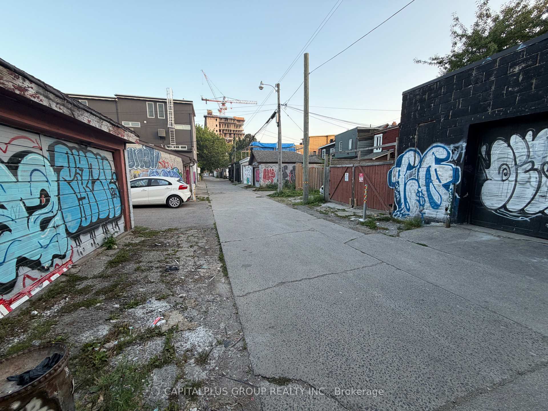 Photo 8 of 70 Lippincott Street, Toronto, Kensington-Chinatown — HOMEH