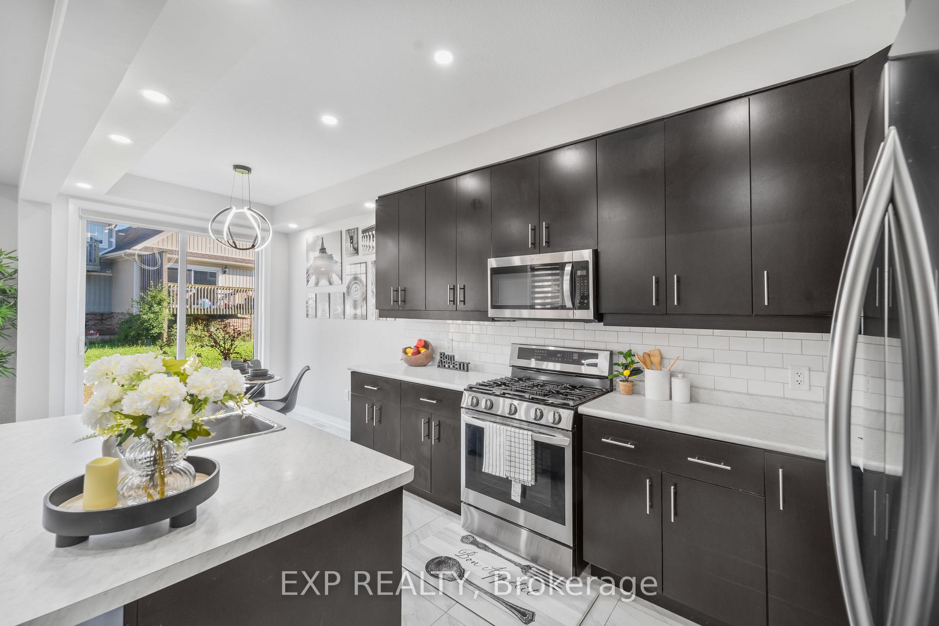 Photo 12 of 116 Bur Oak Drive, Thorold, Confederation Heights — HOMEH