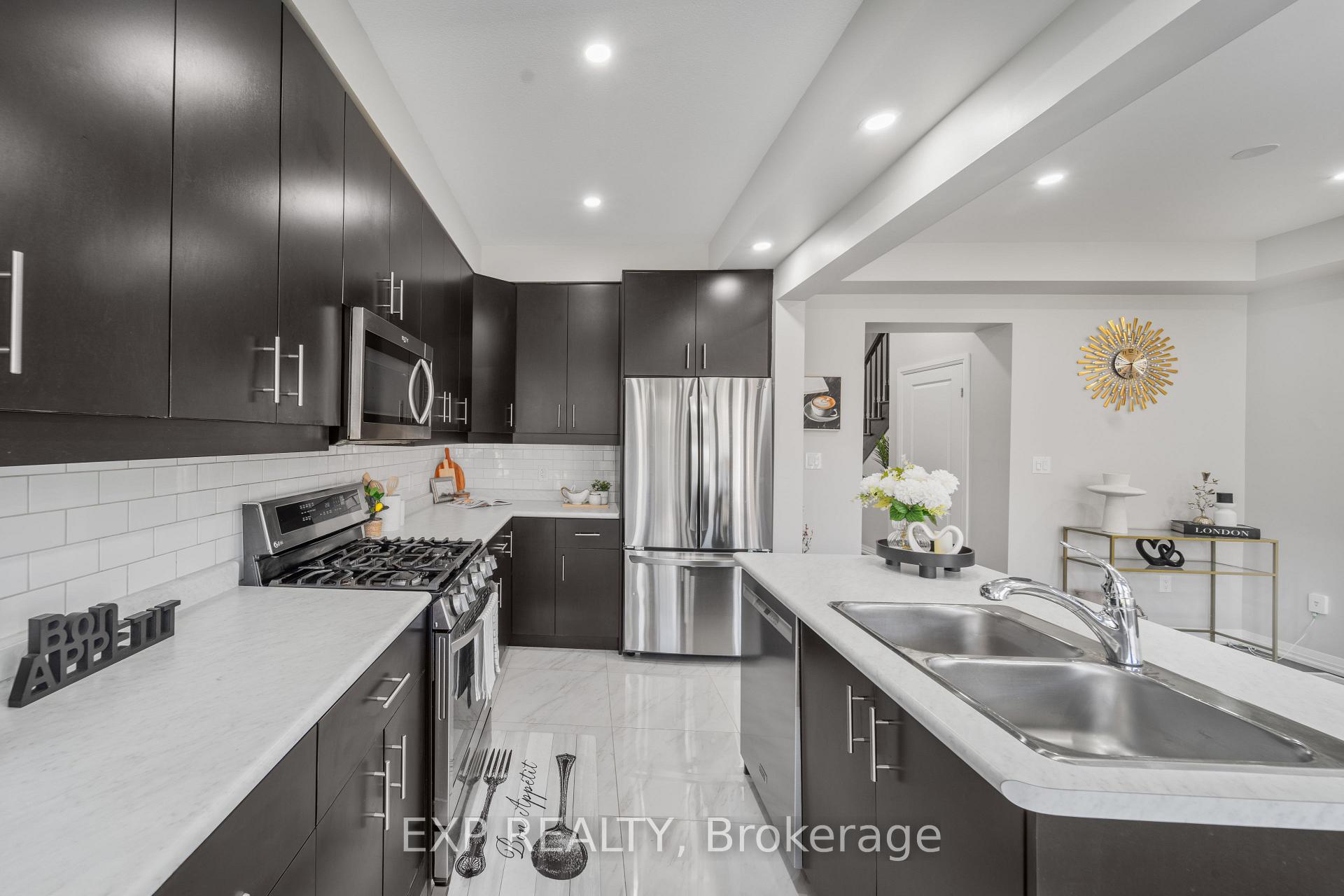 Photo 13 of 116 Bur Oak Drive, Thorold, Confederation Heights — HOMEH