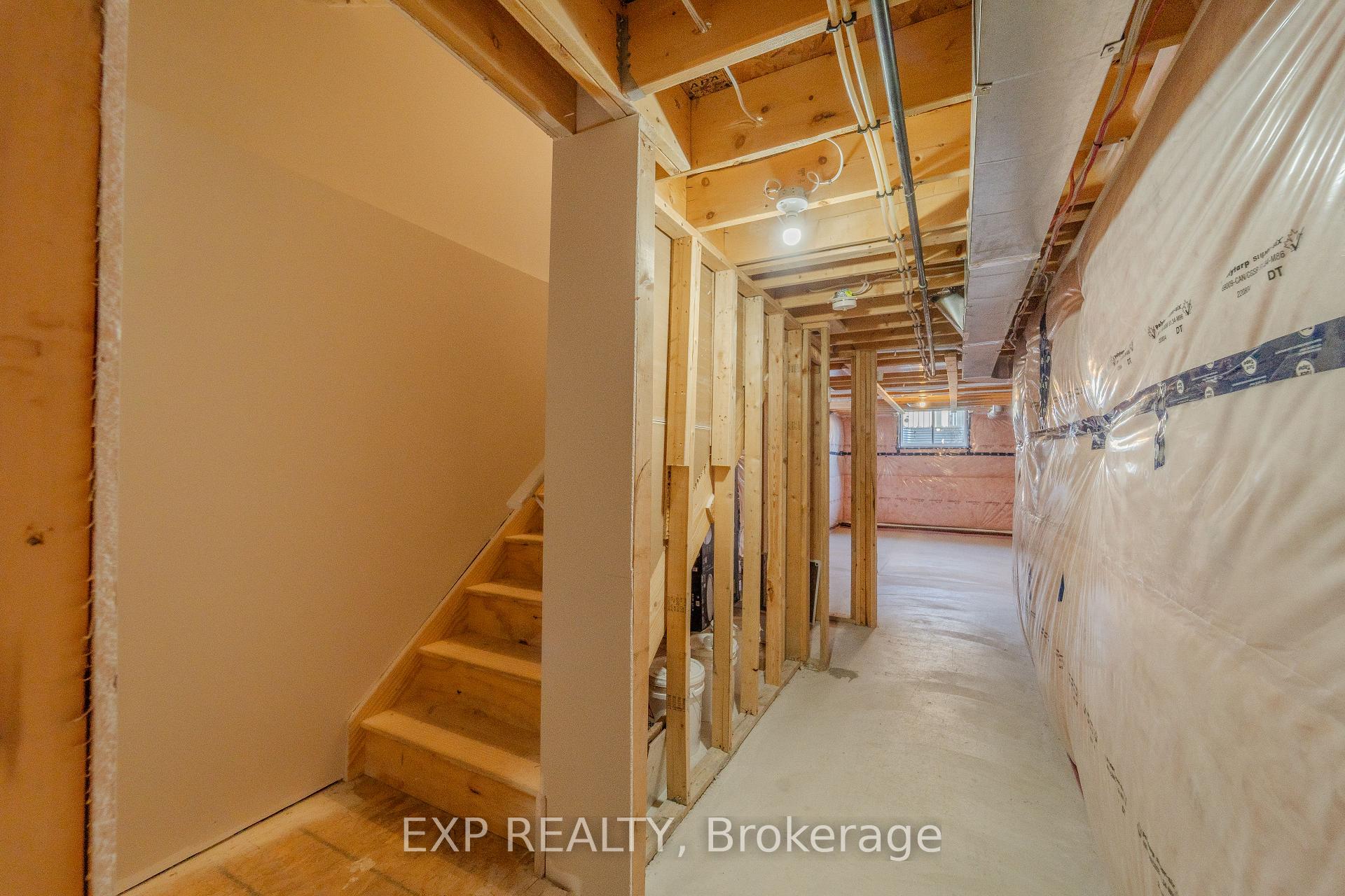 Photo 32 of 116 Bur Oak Drive, Thorold, Confederation Heights — HOMEH
