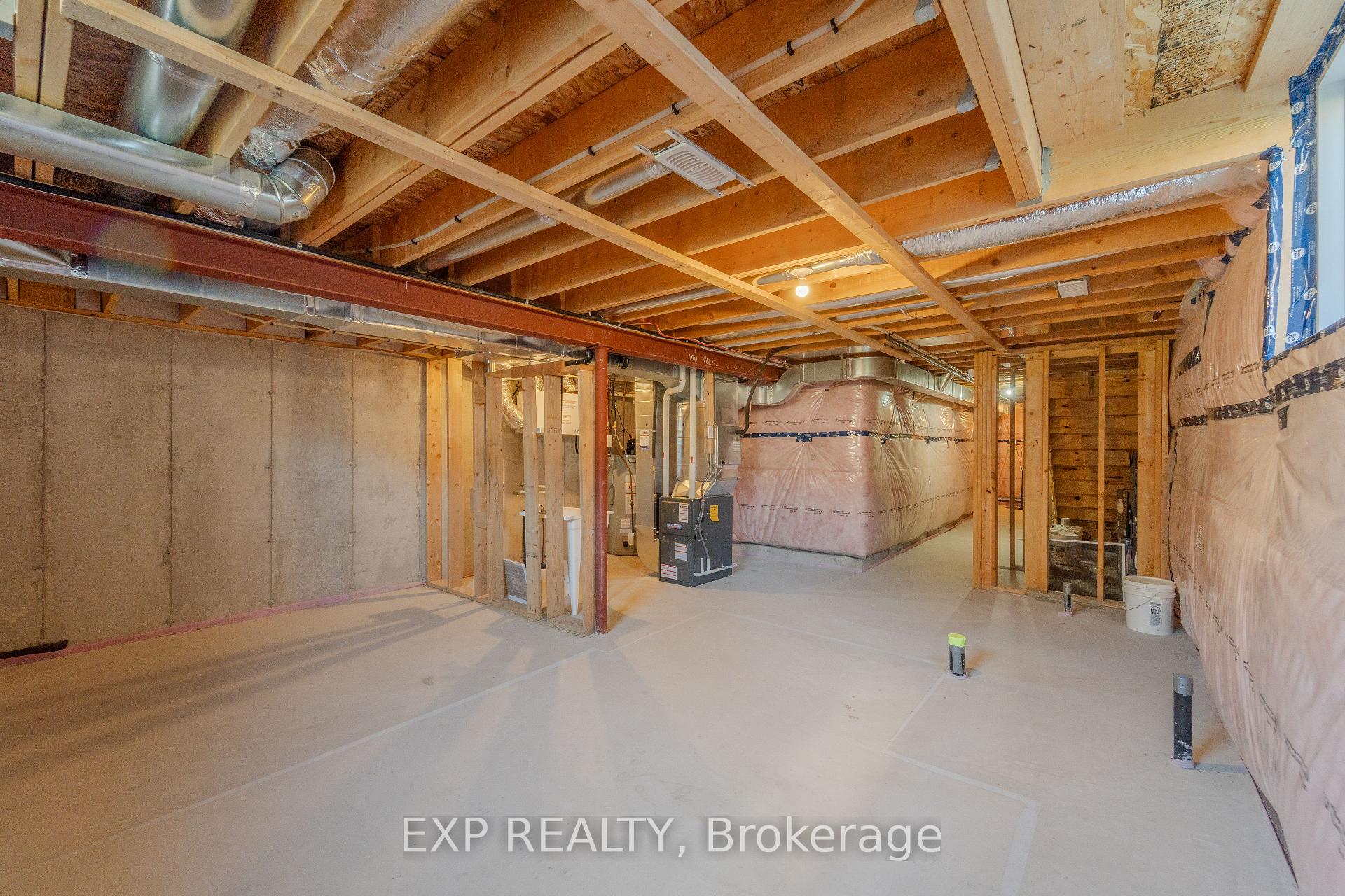 Photo 34 of 116 Bur Oak Drive, Thorold, Confederation Heights — HOMEH