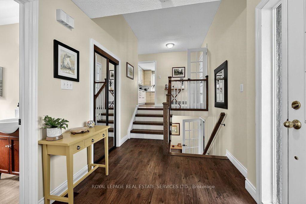 Photo 7 of 207 Camilla Crescent, Essa, Thornton — HOMEH