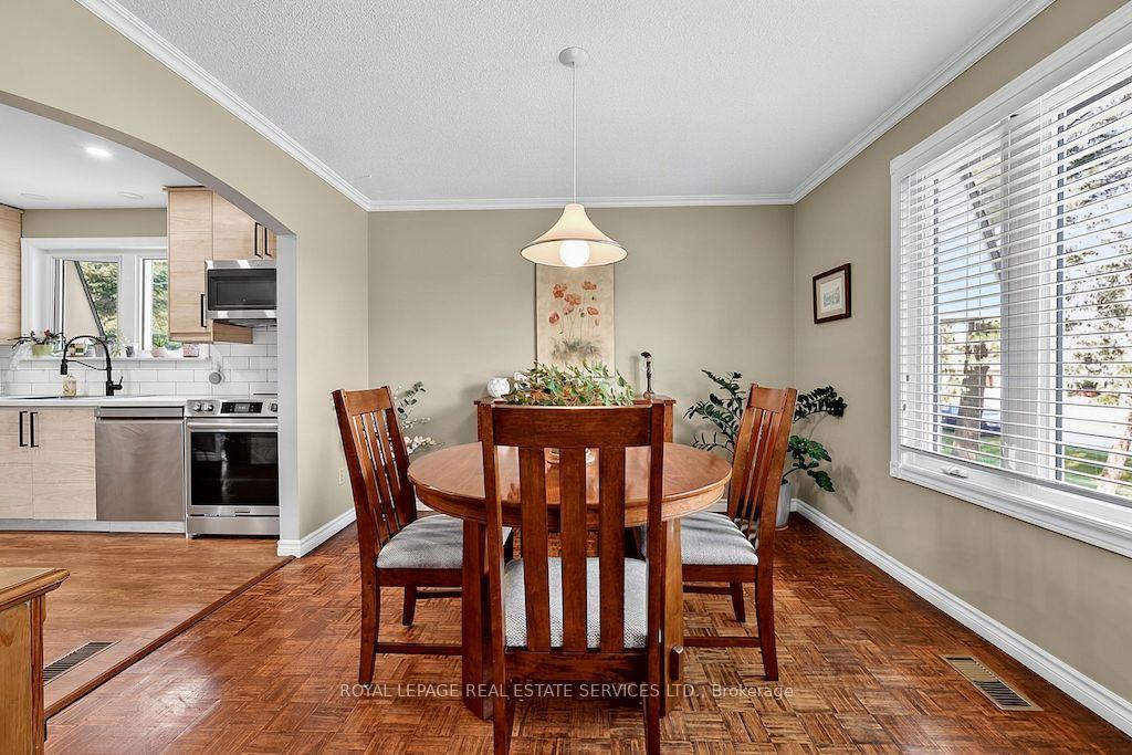 Photo 21 of 207 Camilla Crescent, Essa, Thornton — HOMEH