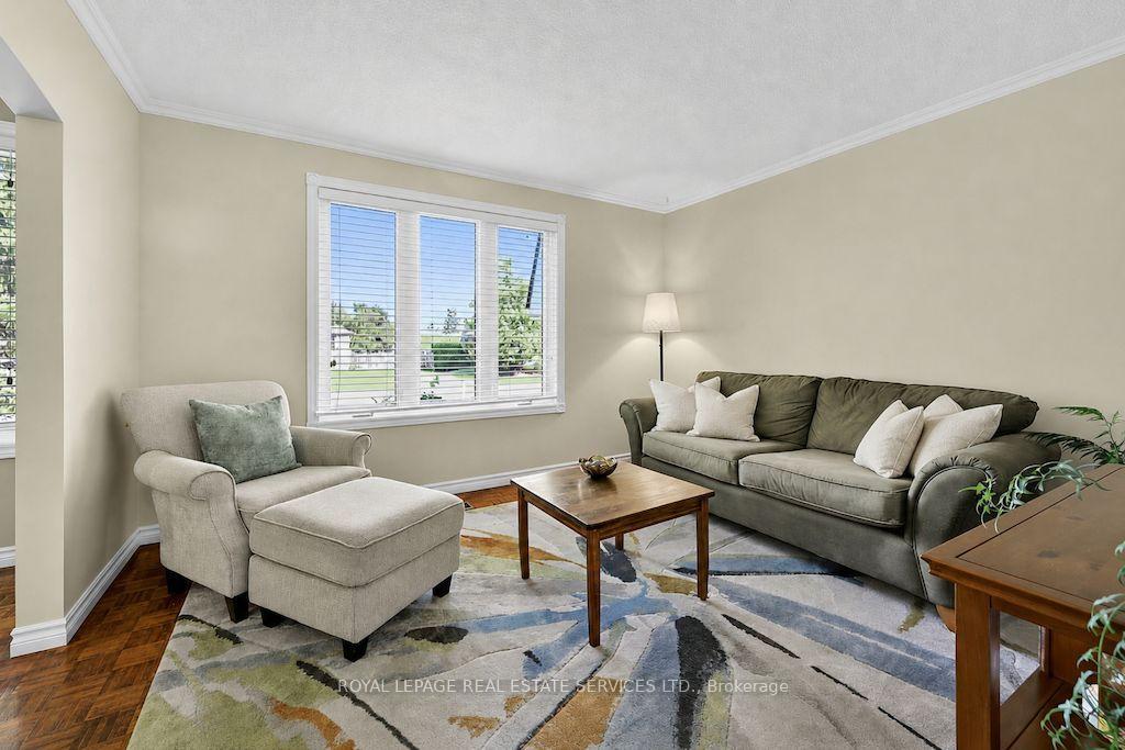 Photo 25 of 207 Camilla Crescent, Essa, Thornton — HOMEH