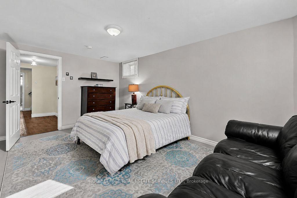 Photo 51 of 207 Camilla Crescent, Essa, Thornton — HOMEH